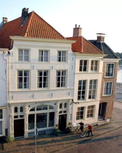 Hotel de Vischpoorte, centrum Deventer en aan de IJssel