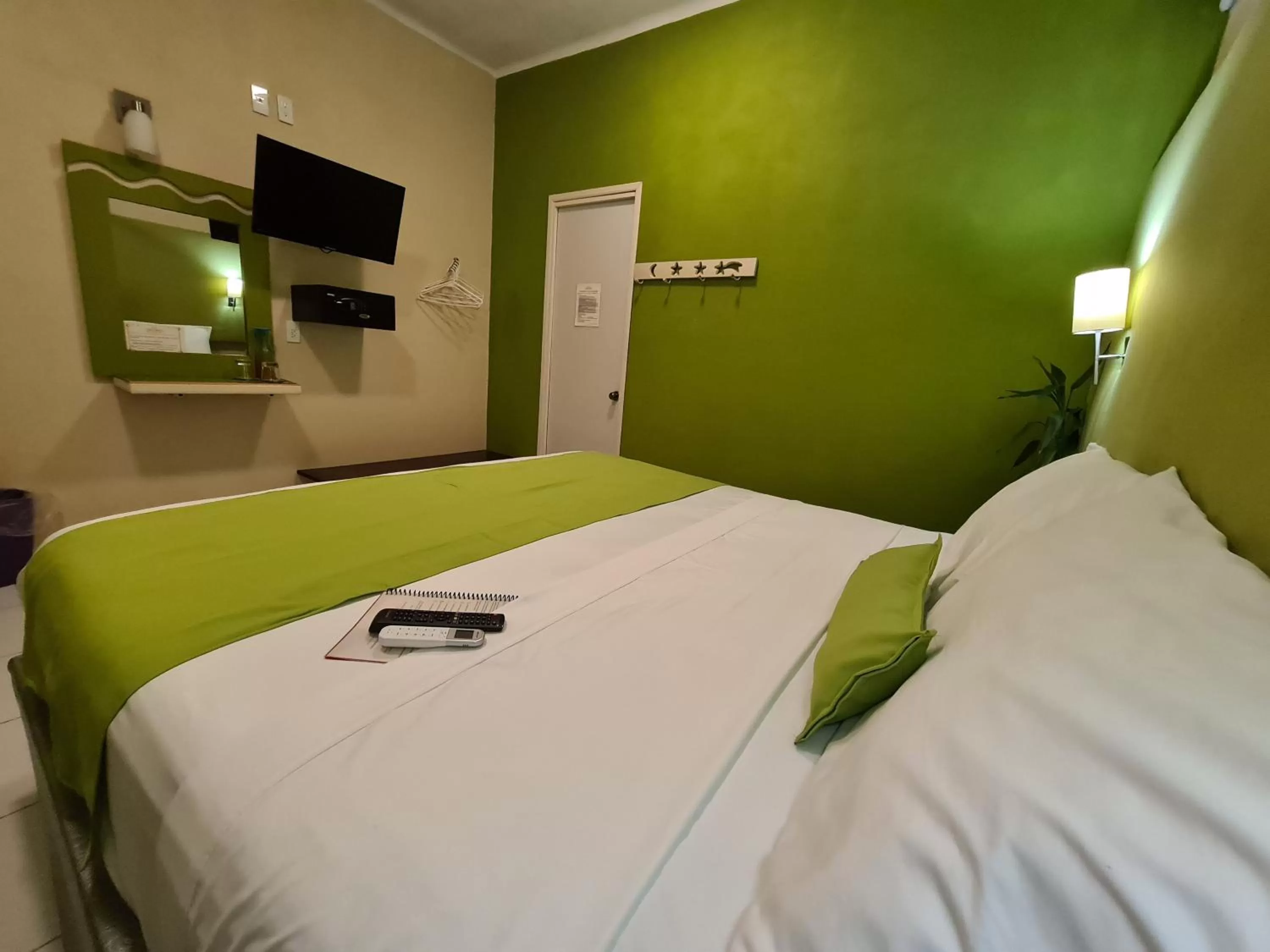 Photo of the whole room, Bed in Casa Mia