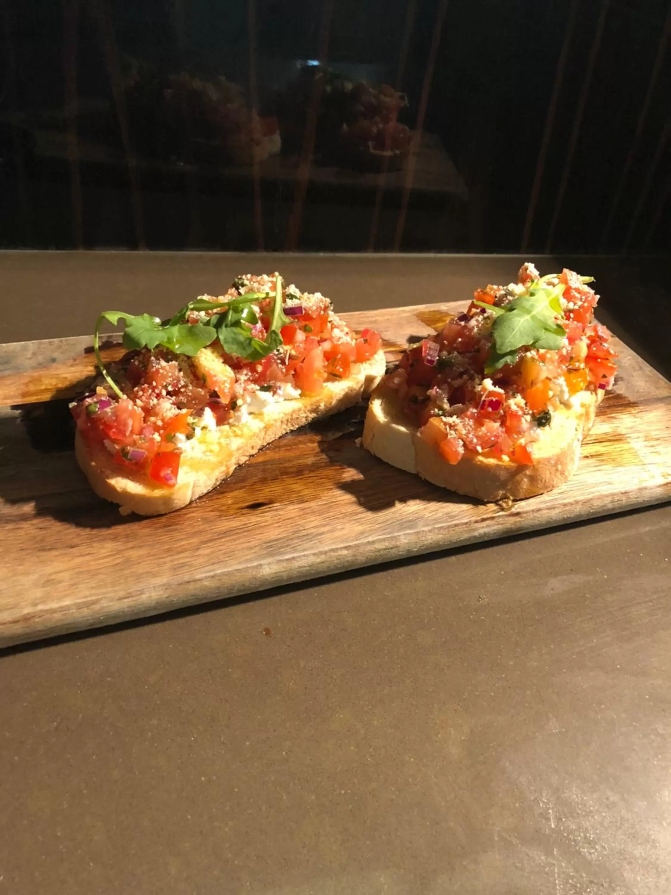 Food and drinks in Royal Albert Hotel