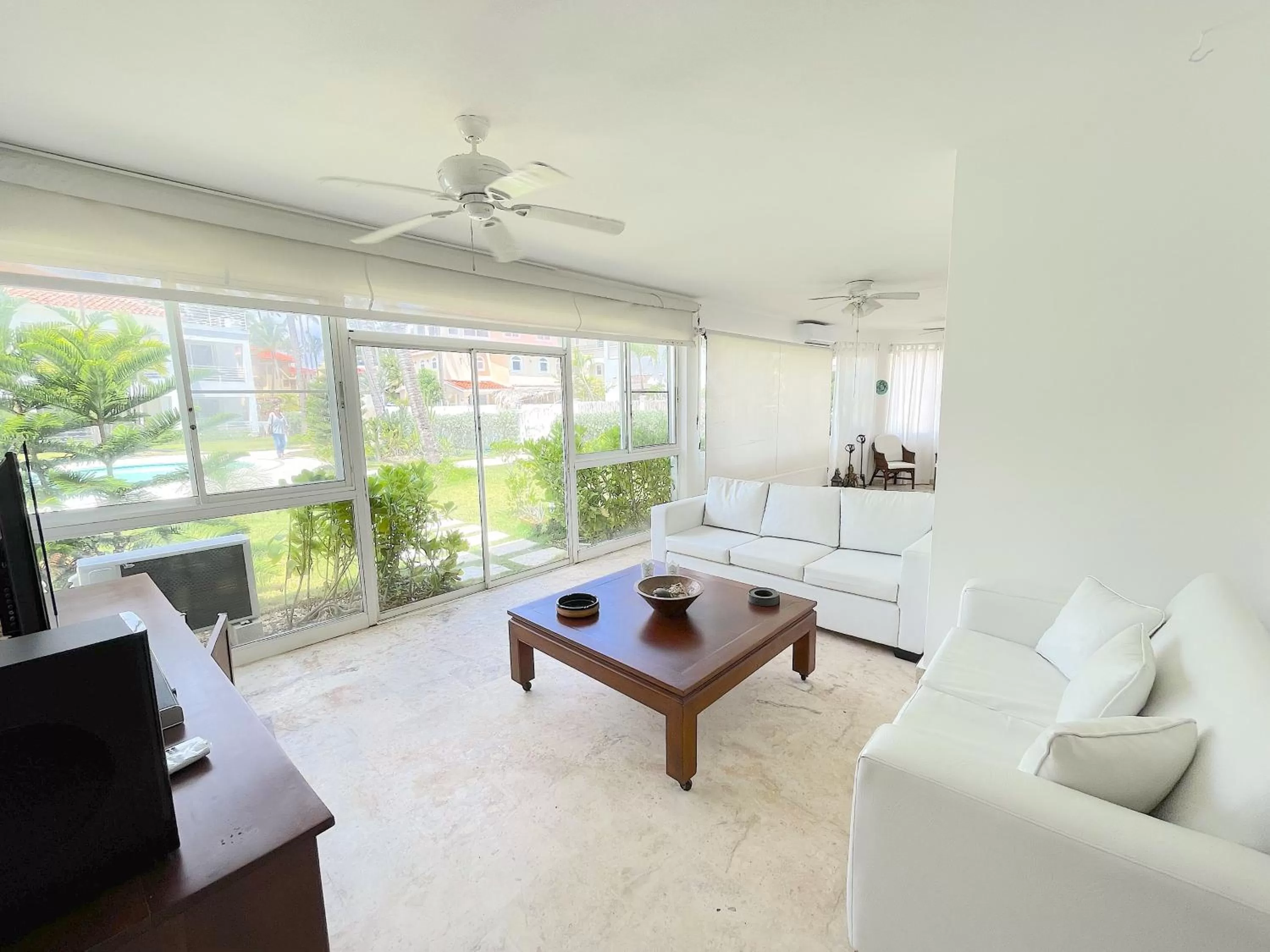 Living room, Seating Area in HOTEL Beach VILLAS Los Corales WIFI & BBQ BEACH CLUB
