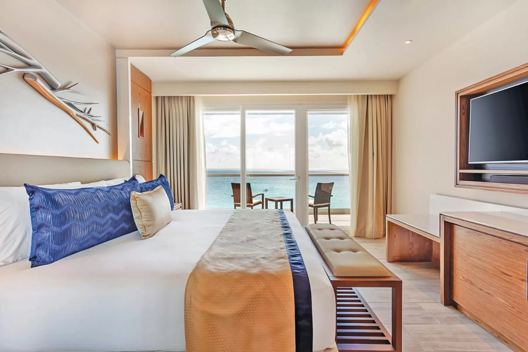 View (from property/room), Bed in Royalton CHIC Cancun, An Autograph Collection All-Inclusive Resort - Adults Only