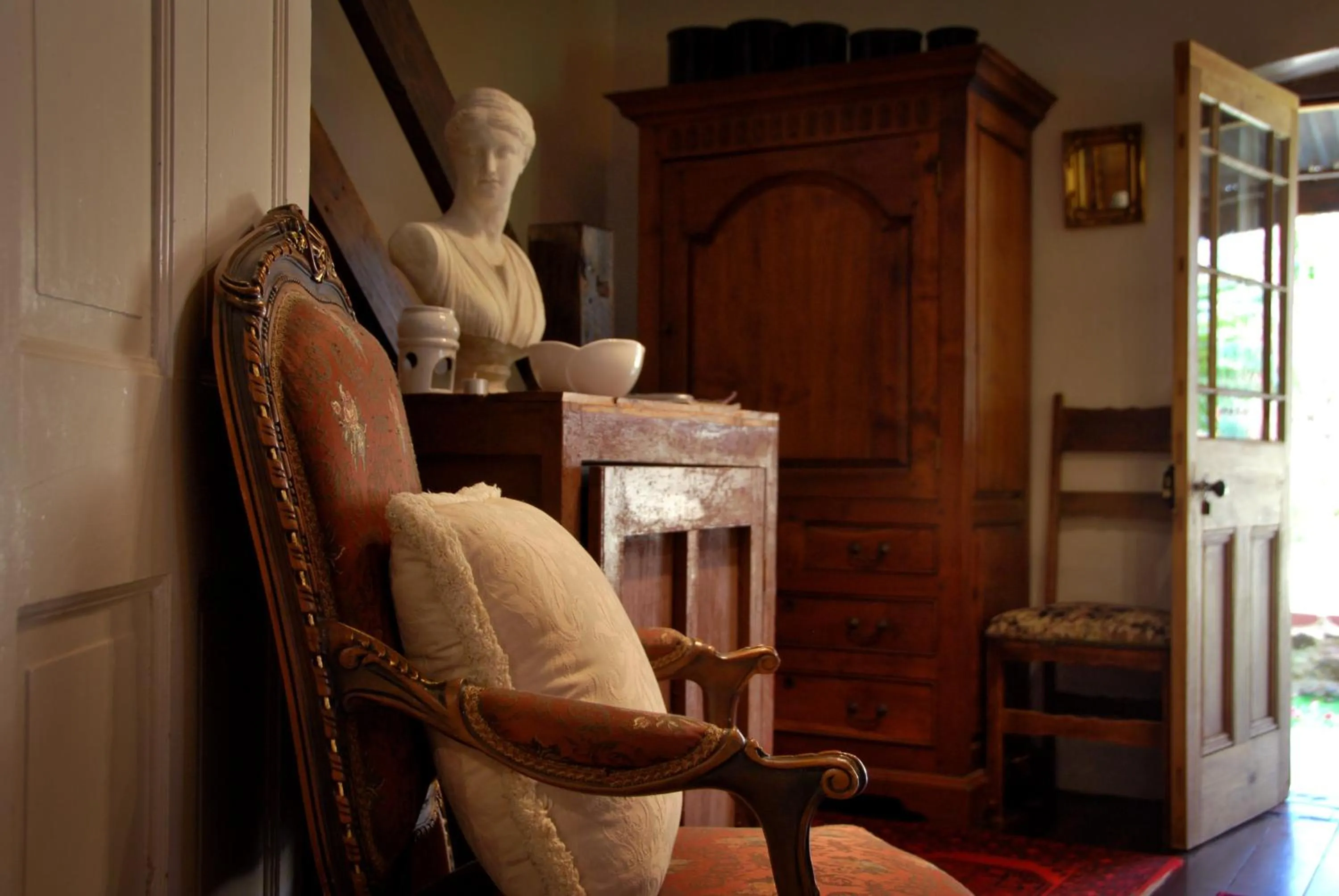 Decorative detail in Jacobs Creek Retreat - Barossa Valley