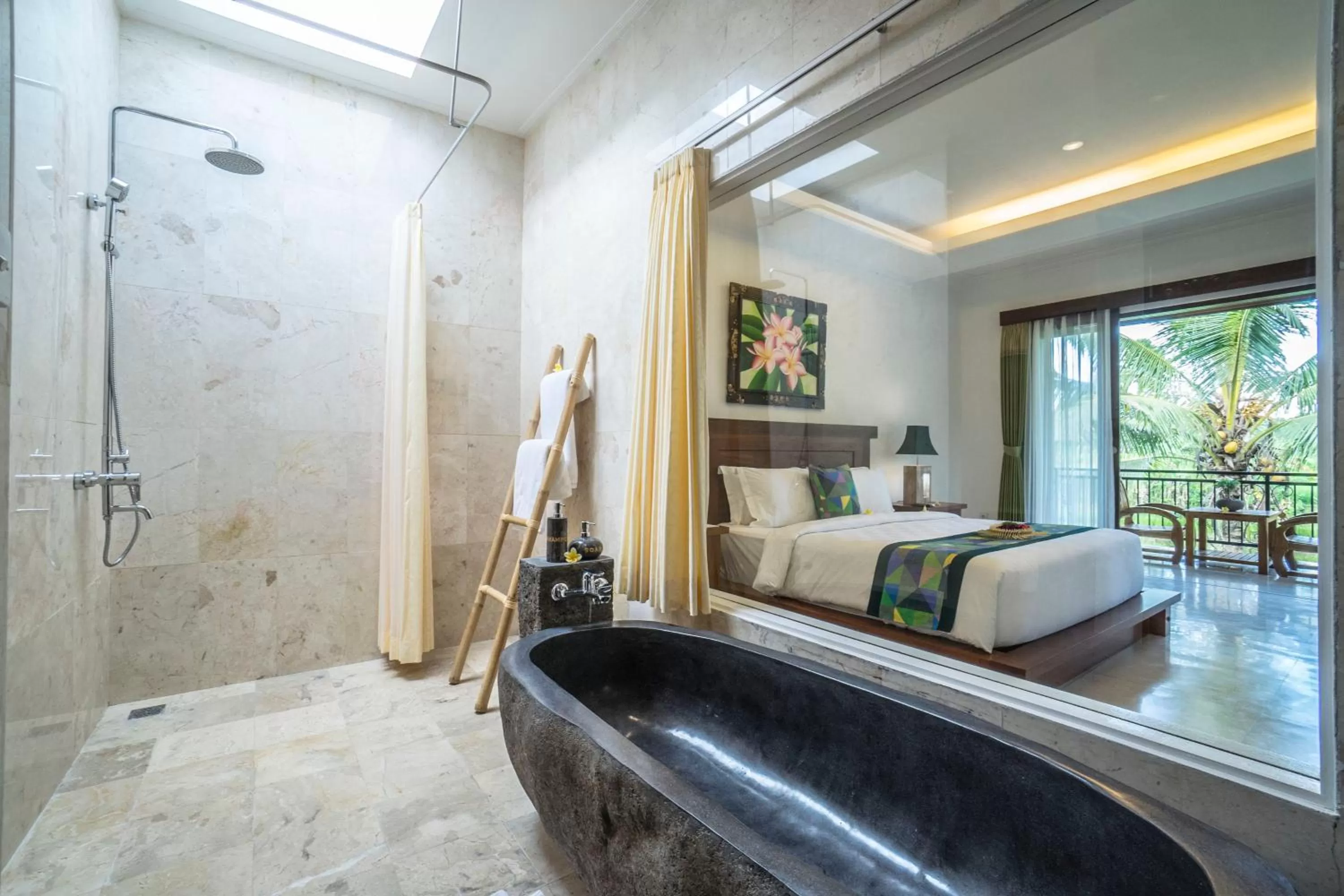 Bathroom in Gita Maha Ubud Hotel by Mahaputra