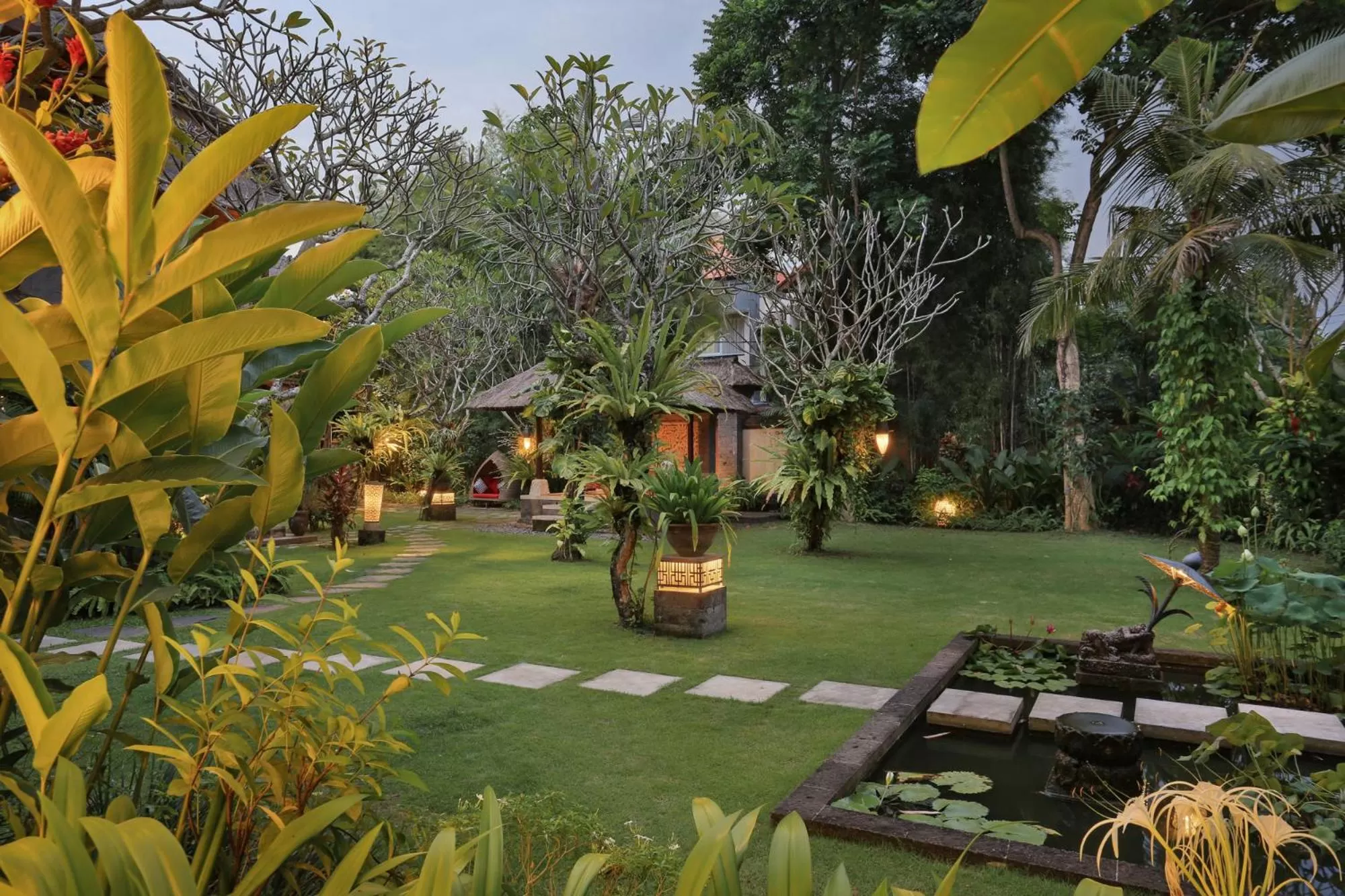 Garden in Manzelejepun Villa & Pavilion