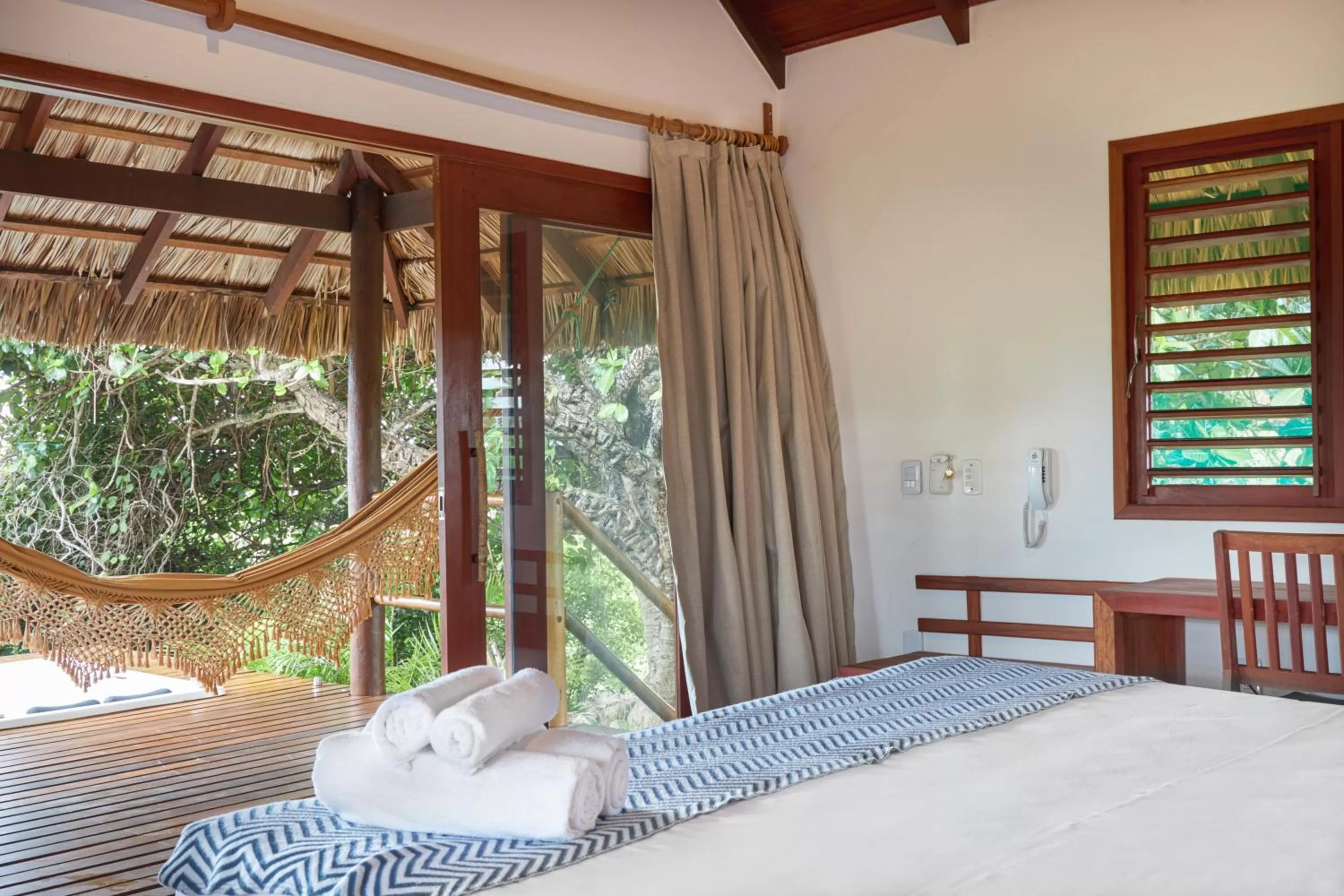 Patio, Bed in Kauli Seadi Beach Hotel