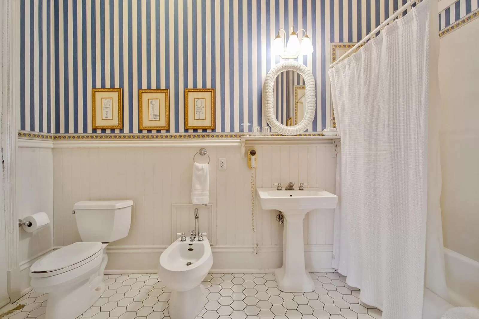 Maison Perrier Bed & Breakfast