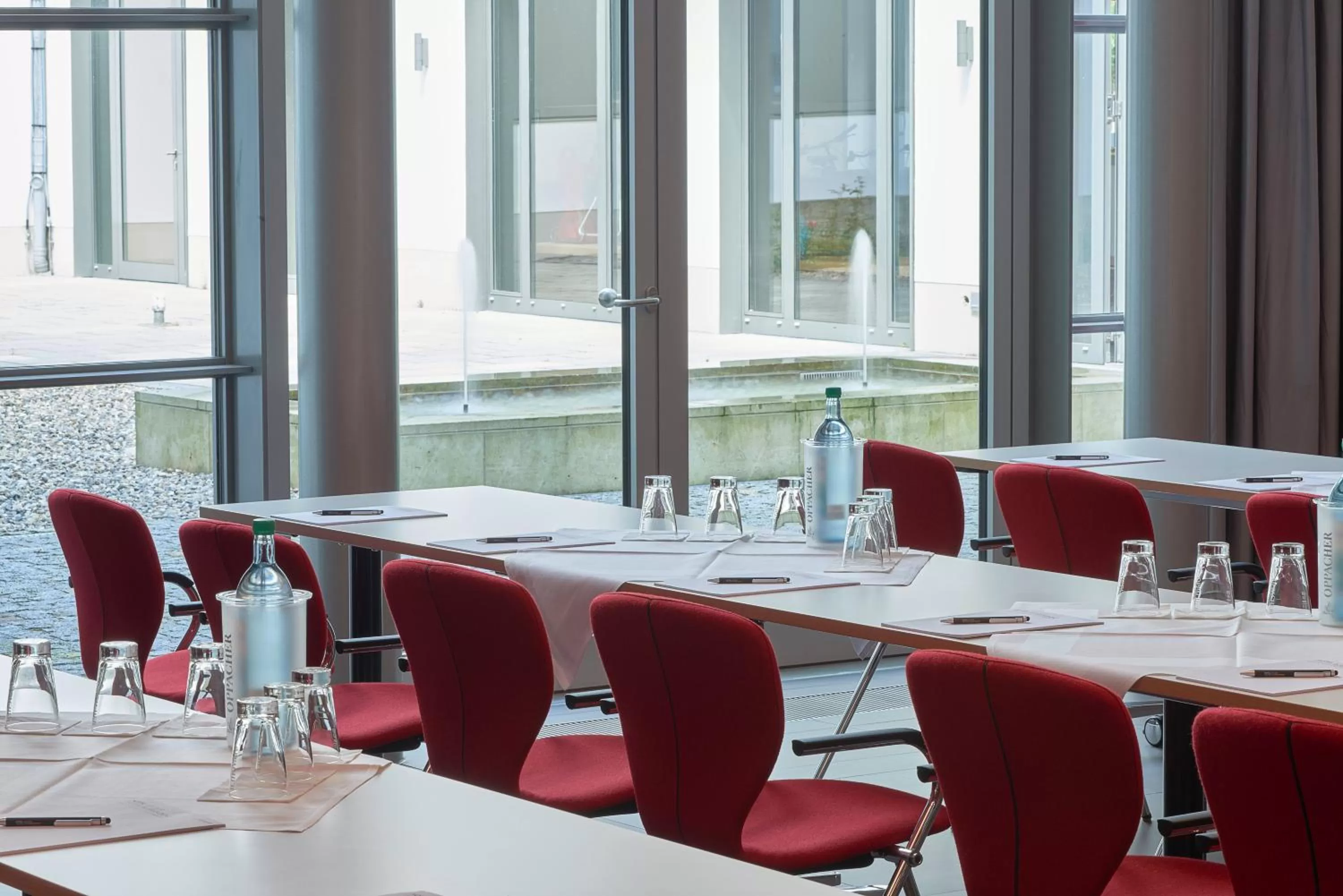 Meeting/conference room in Hotel Elbresidenz an der Therme