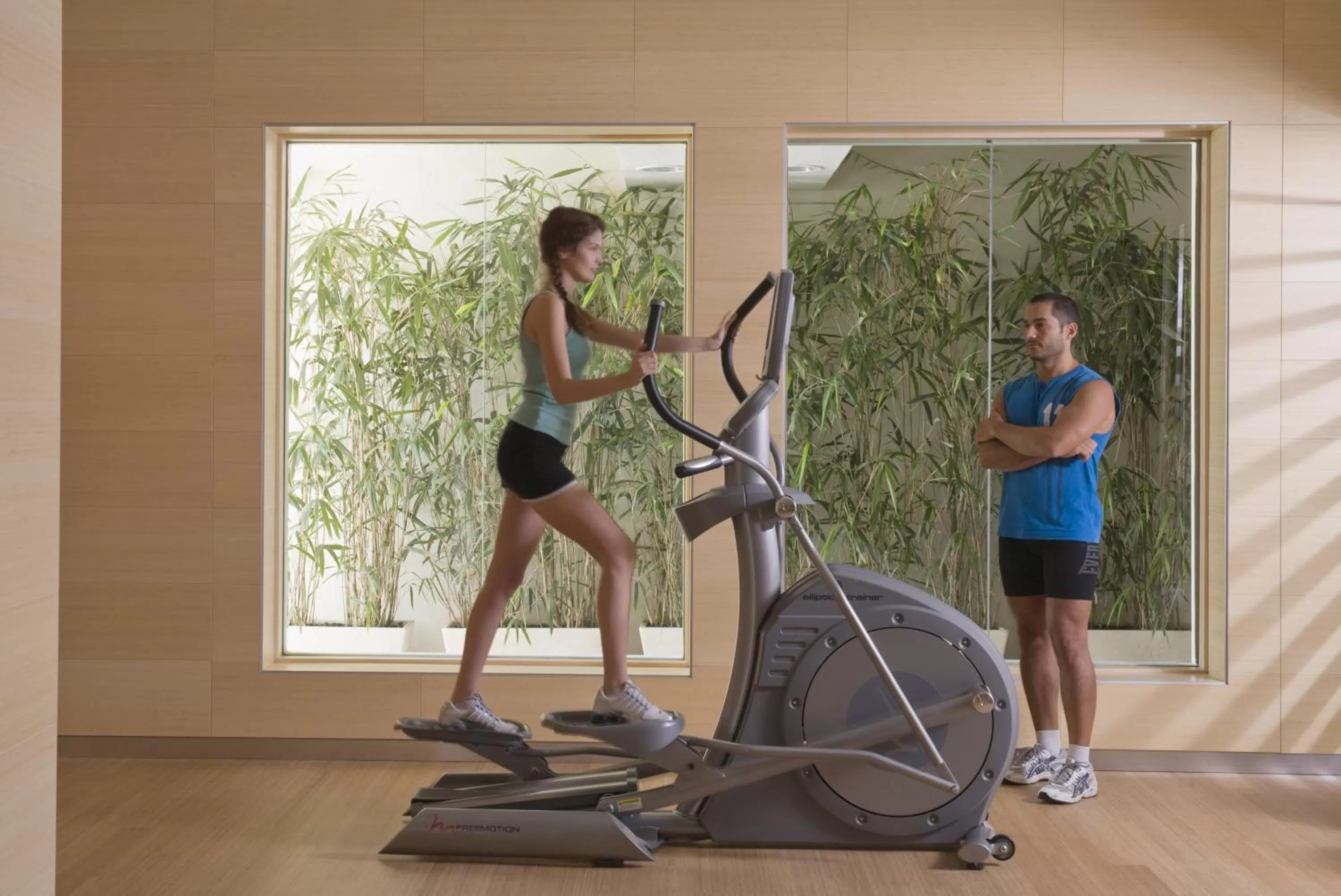 Fitness centre/facilities in UNA HOTELS T Hotel Cagliari