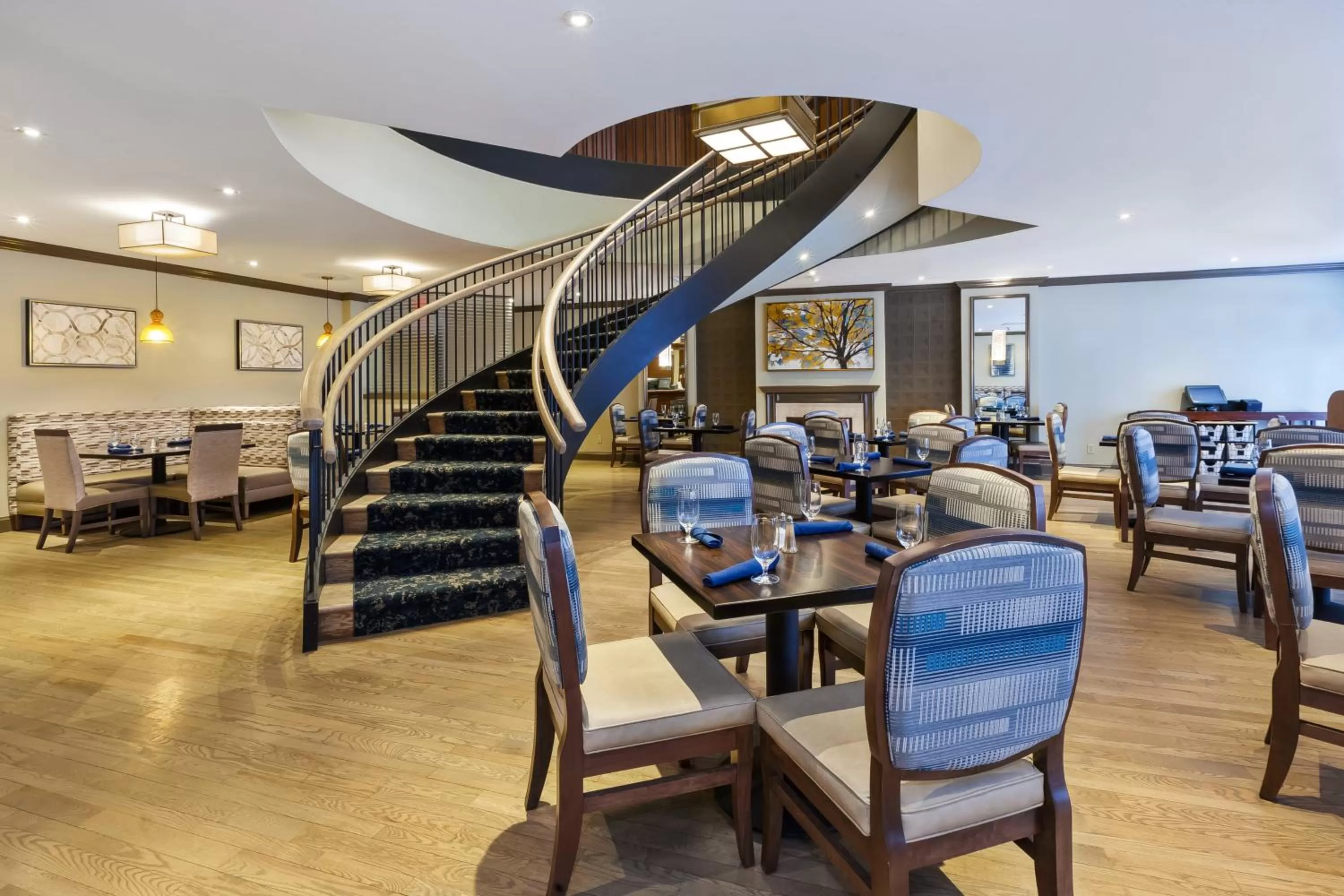 Restaurant/places to eat in Crowne Plaza Syracuse by IHG