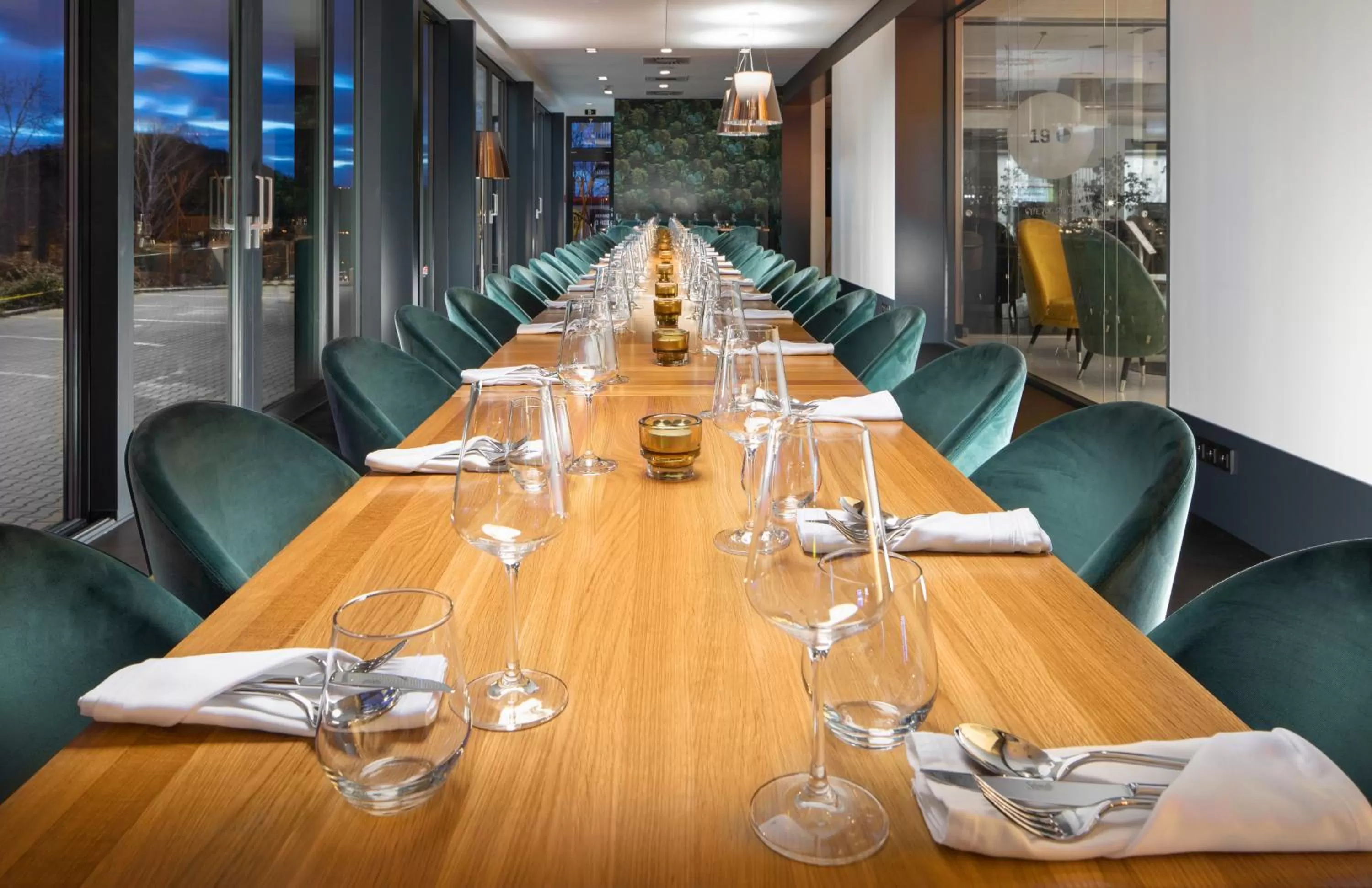 Restaurant/places to eat in Hotel Golf Prague