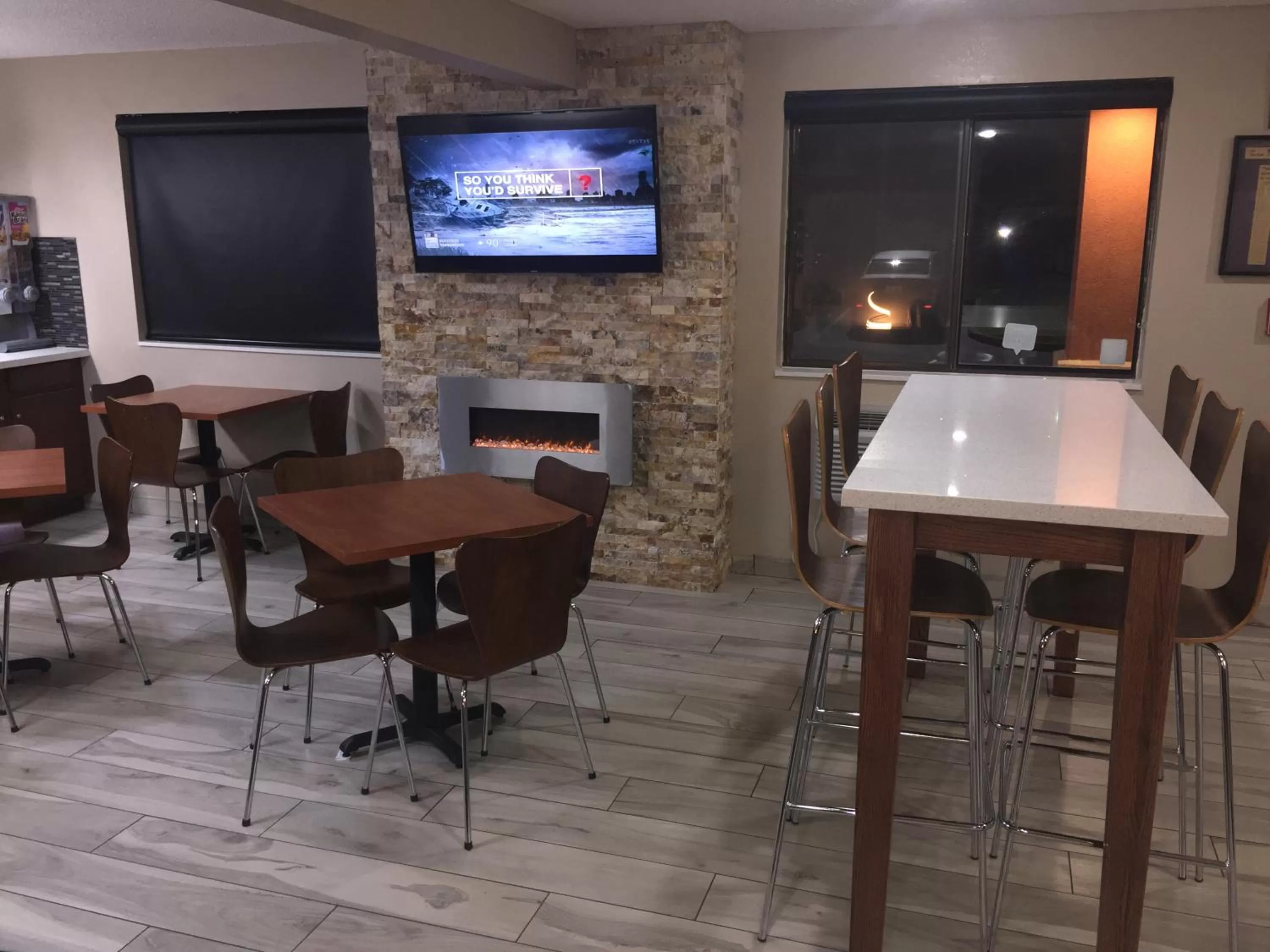 Breakfast in Super 8 by Wyndham Mayfield