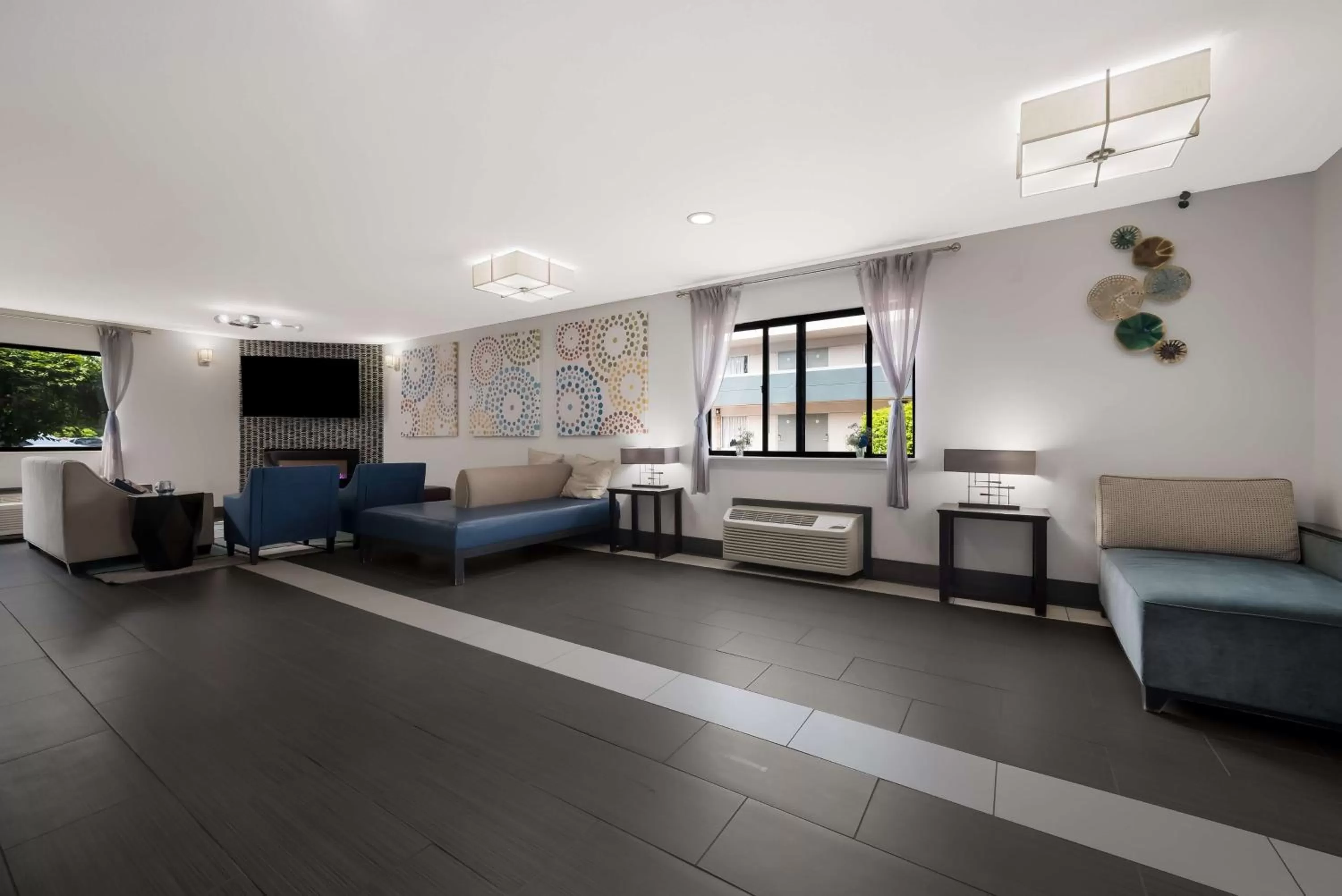 Lobby or reception in Best Western Executive Inn