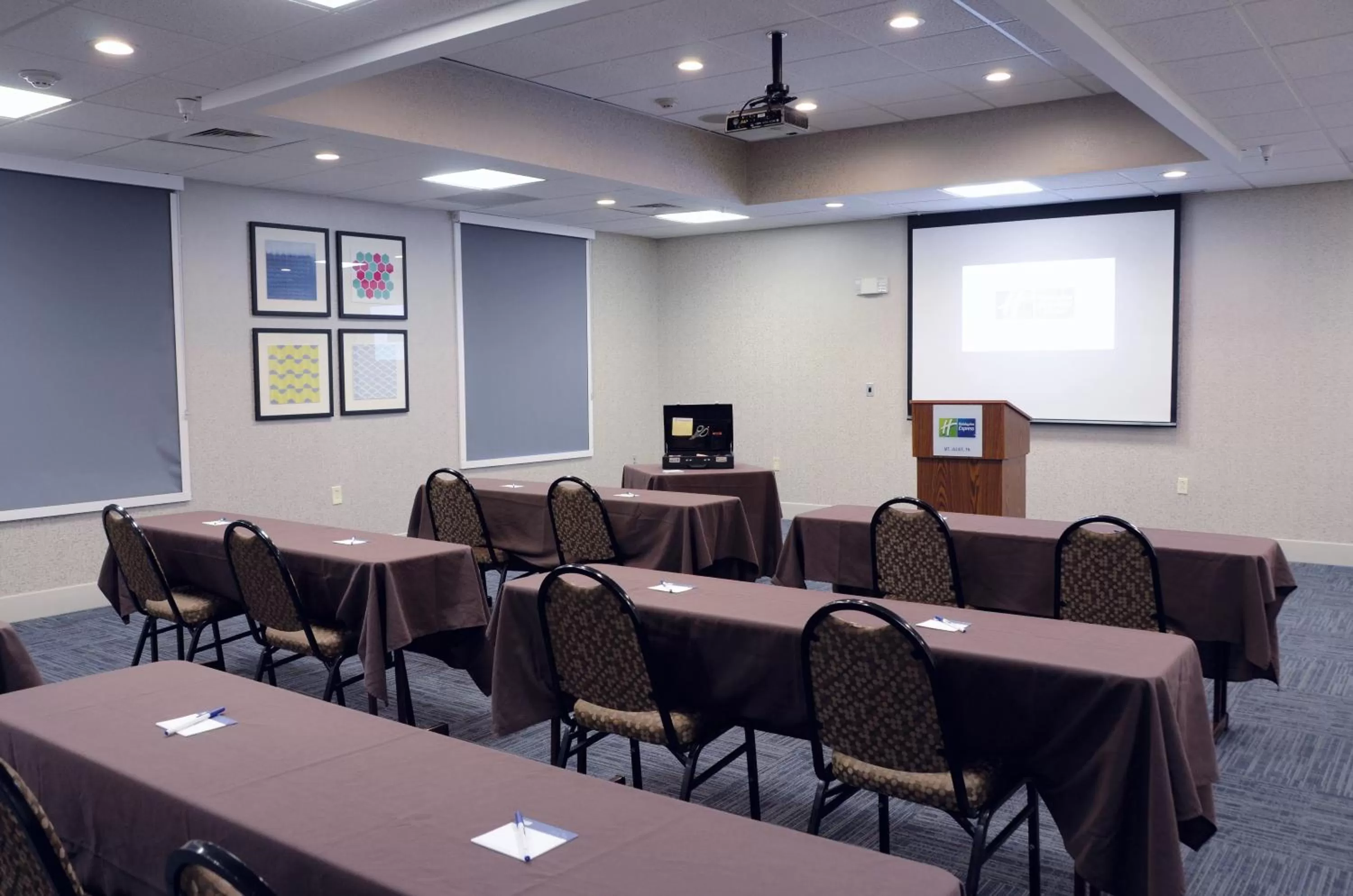 Meeting/conference room in Holiday Inn Express Hotel & Suites Mount Juliet - Nashville Area by IHG