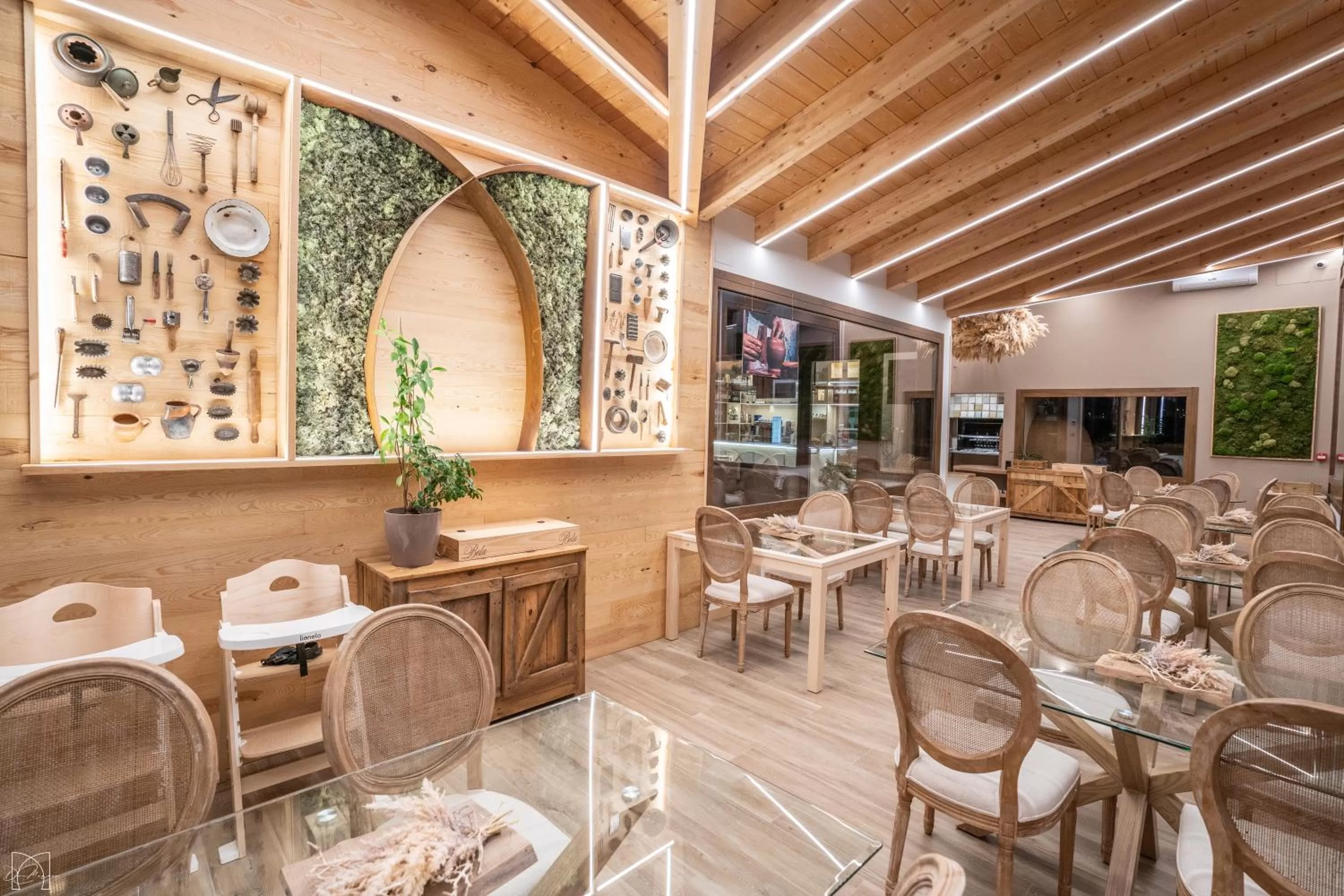 Restaurant/places to eat in Hotel Don Marcos