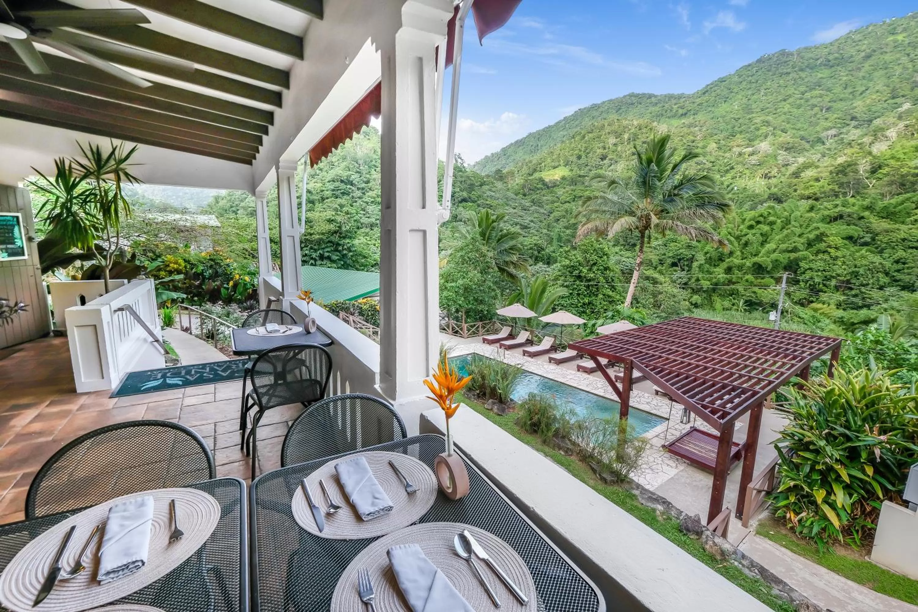 Dining area in Casa Grande Mountain Retreat - Adults Only
