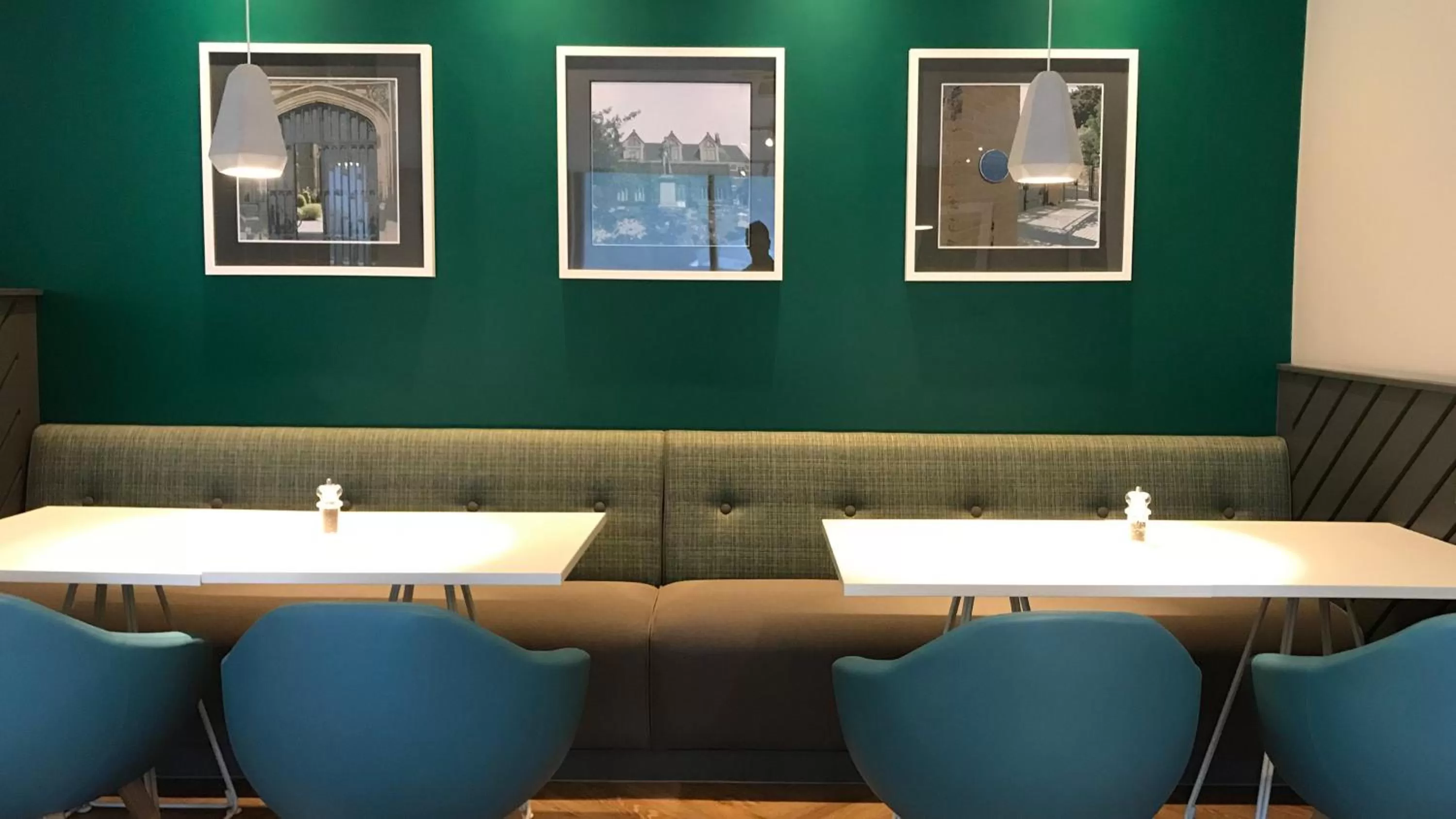 Restaurant/places to eat in Holiday Inn Rugby-Northampton M1 Jct18 by IHG