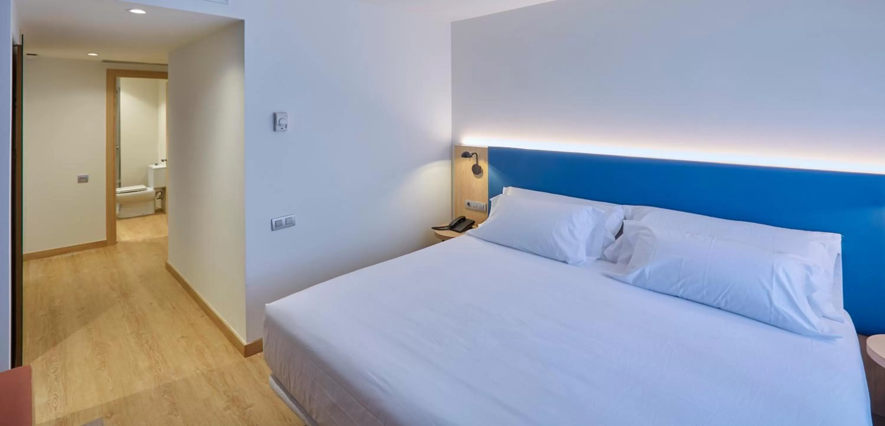 Bed in Occidental Alicante