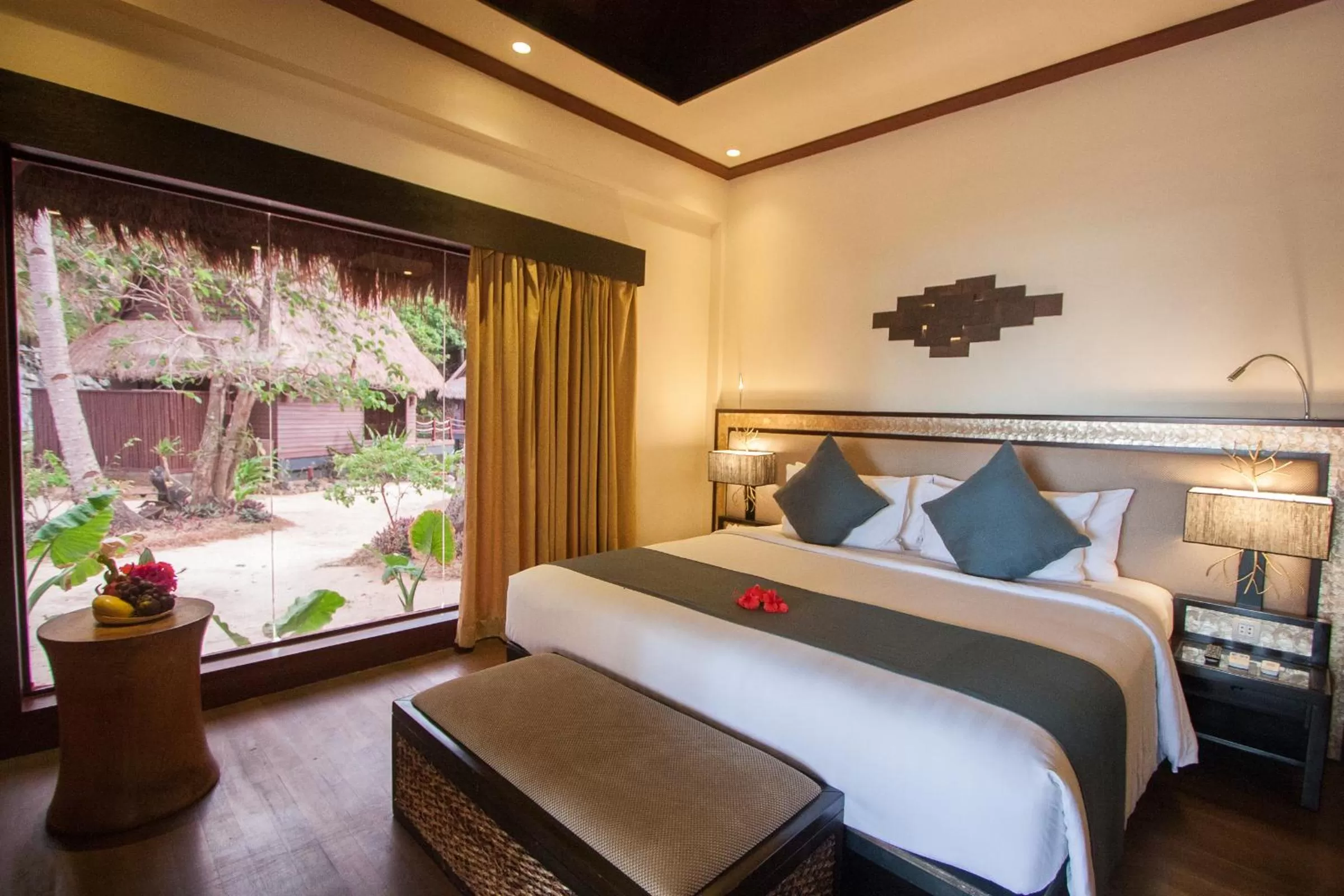 Bed in Cauayan Island Resort and Spa