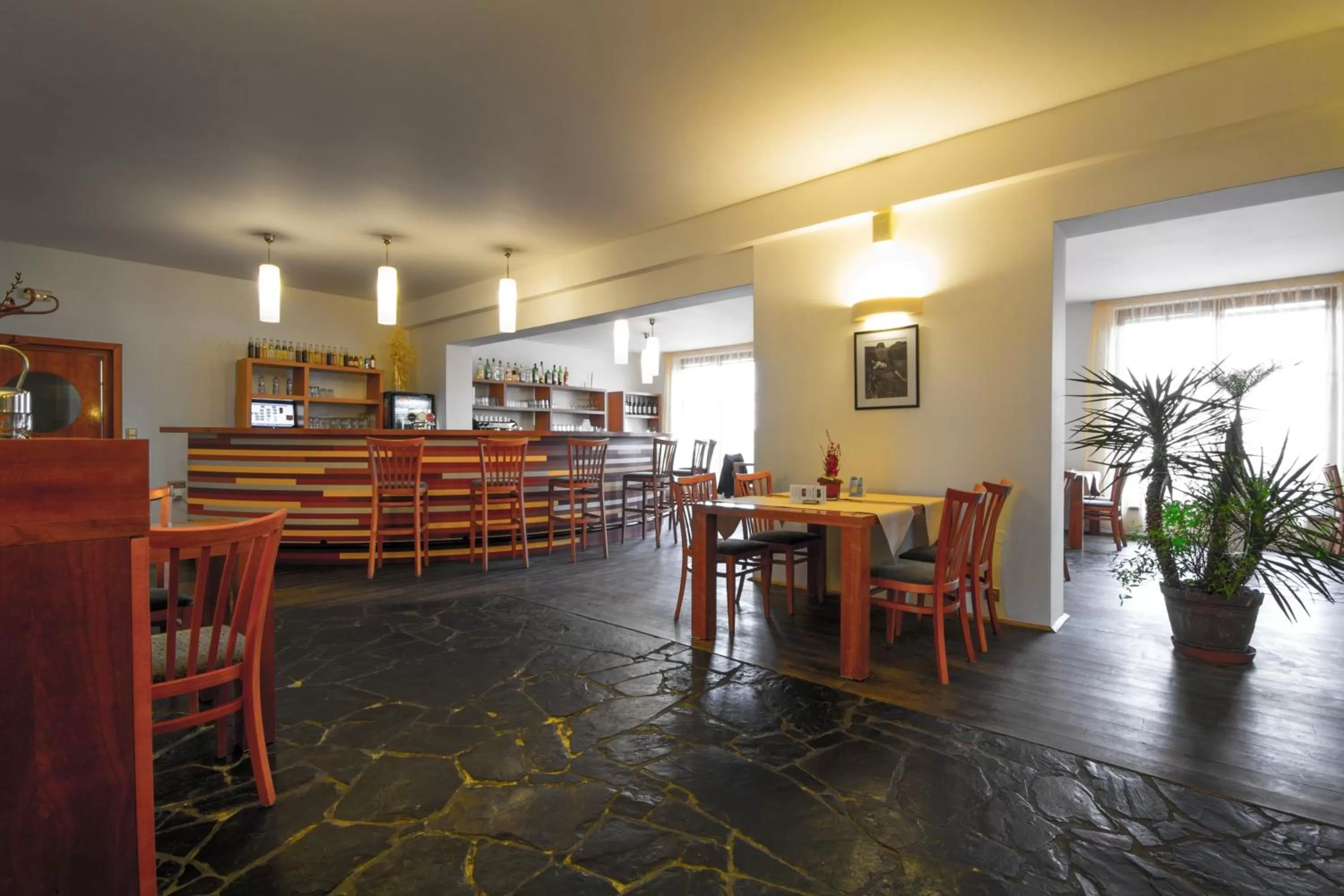 Restaurant/Places to Eat in Hotel Maroli Mikulov