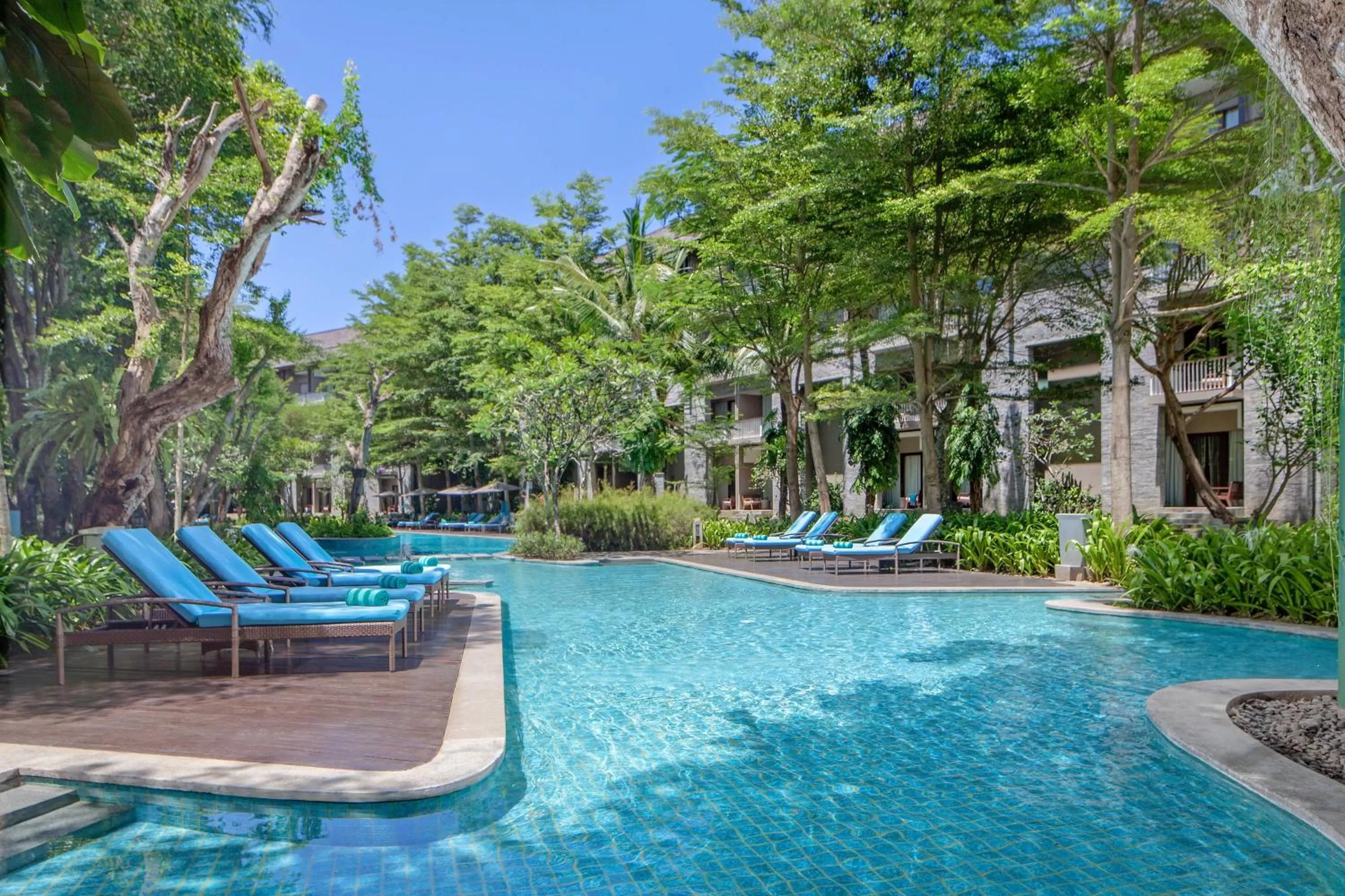 Swimming pool in Courtyard by Marriott Bali Nusa Dua Resort