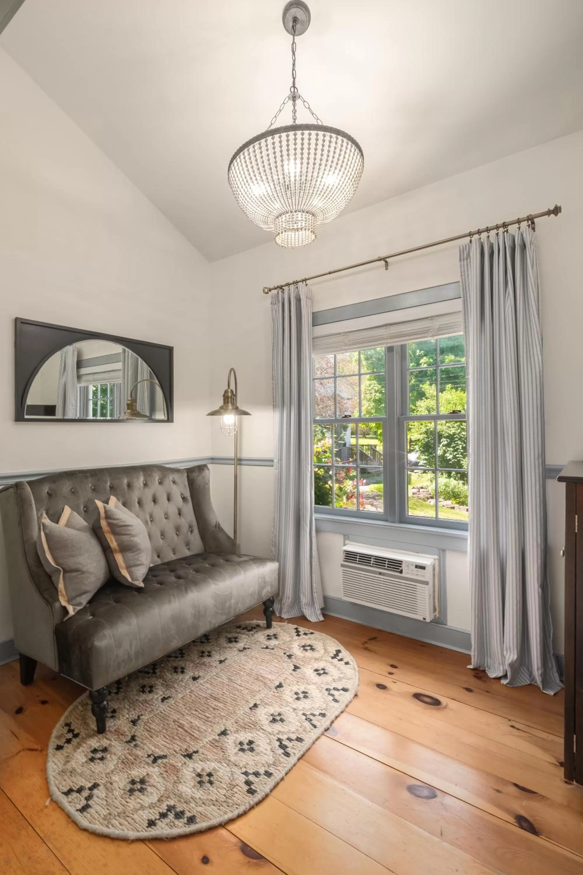 Seating area in Inn at Silver Maple Farm