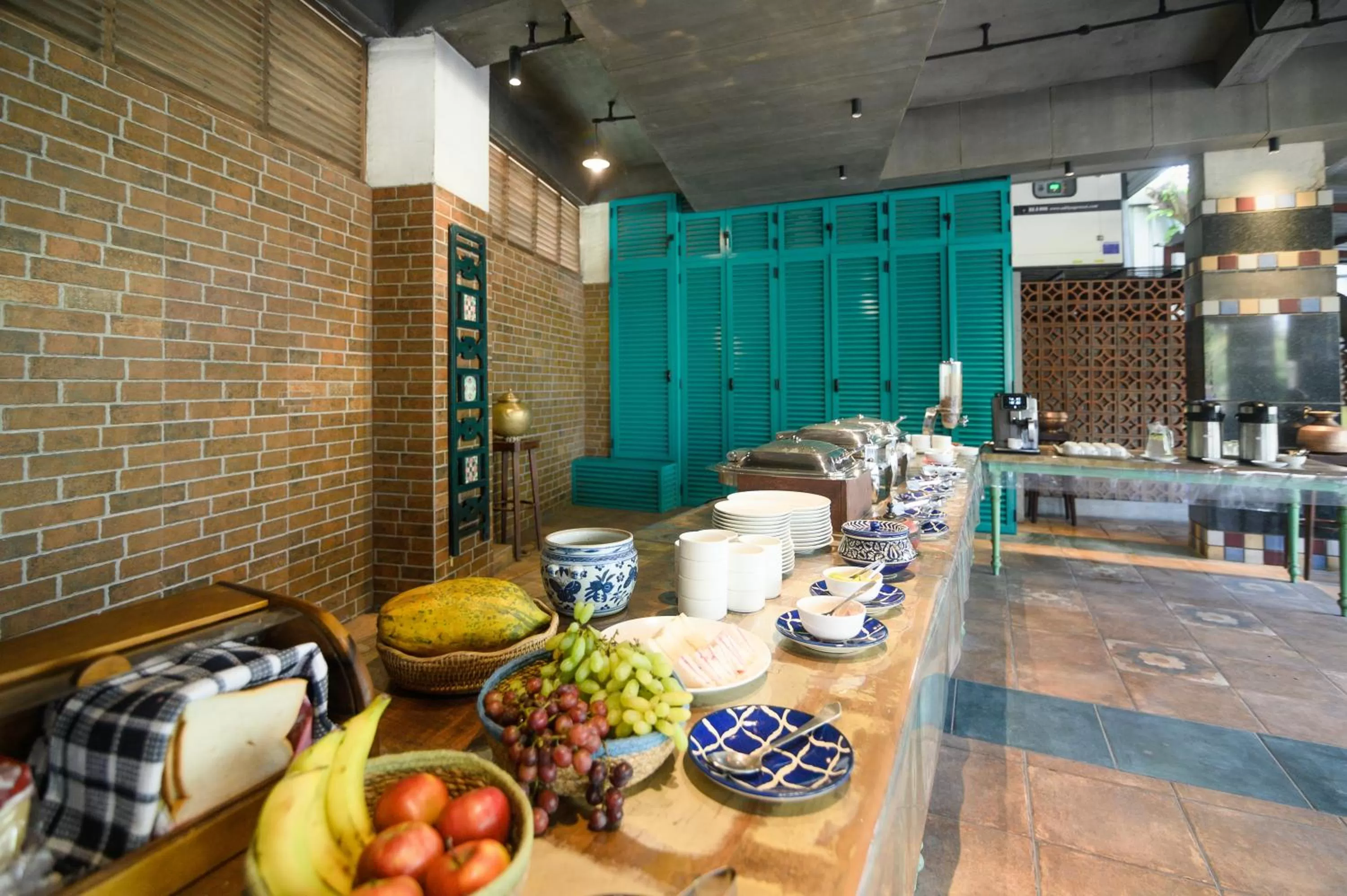 Buffet breakfast in Bougainvilla Apartment