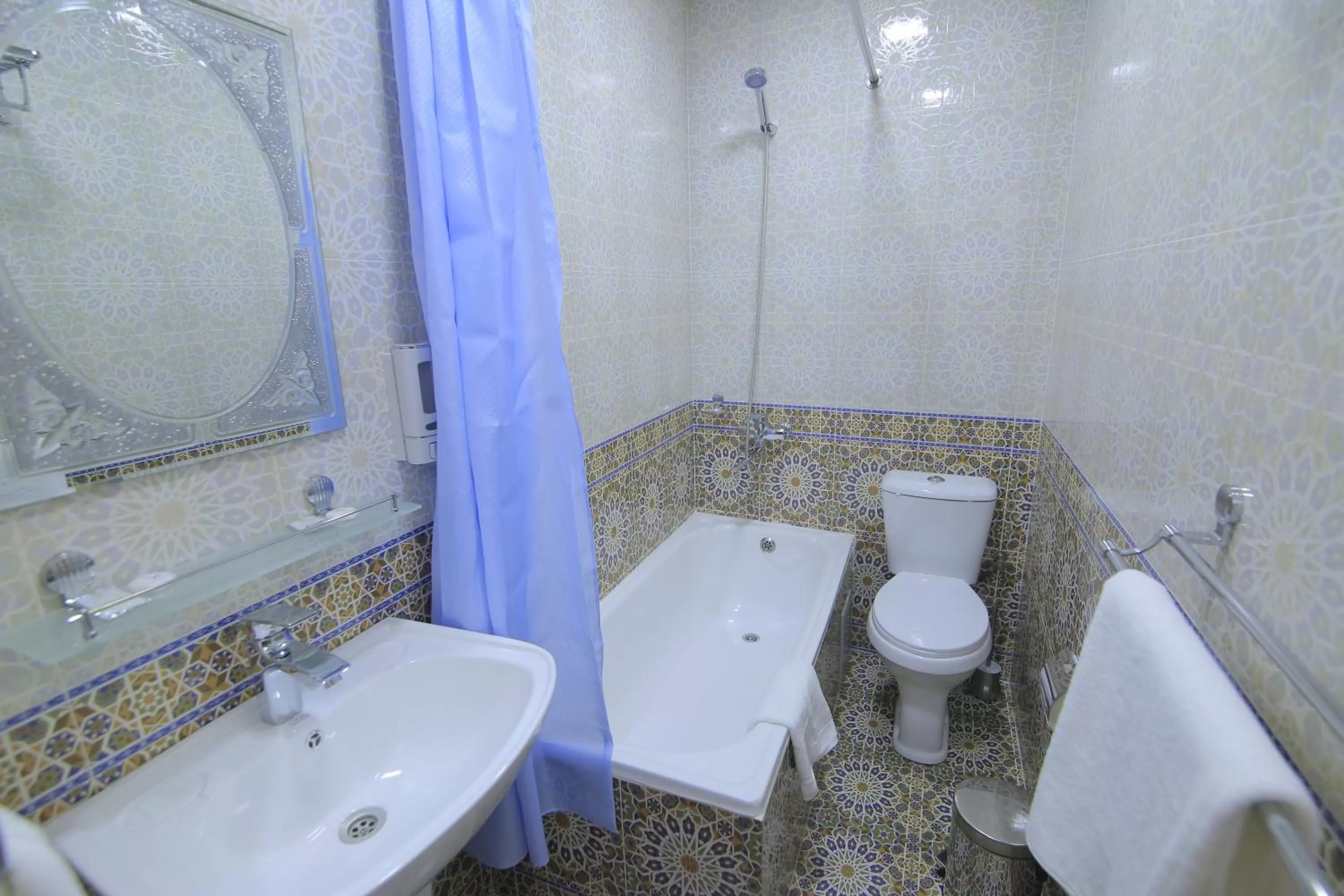 Bathroom in Xadijam Hotel