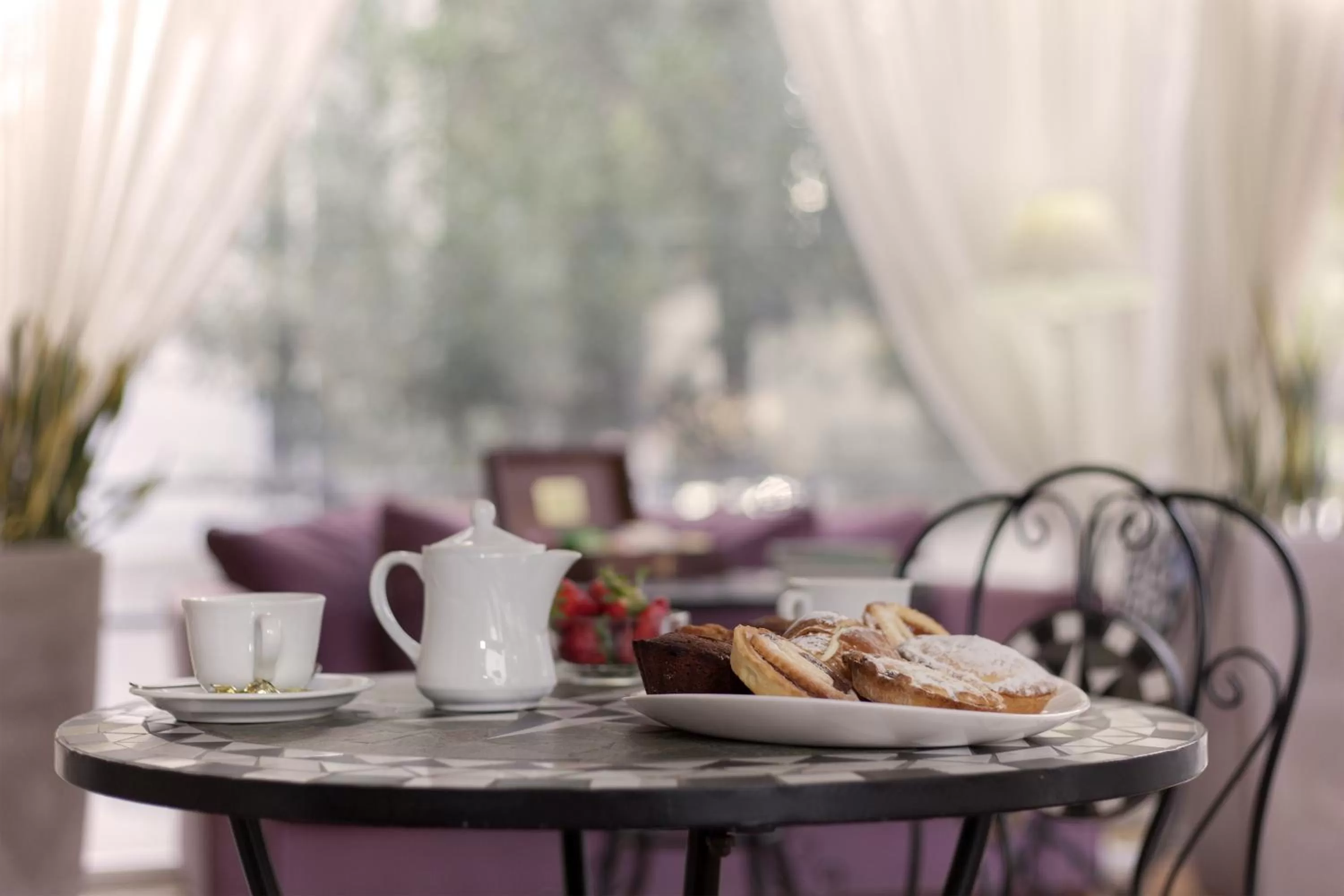 Food and drinks in Villa Pirandello