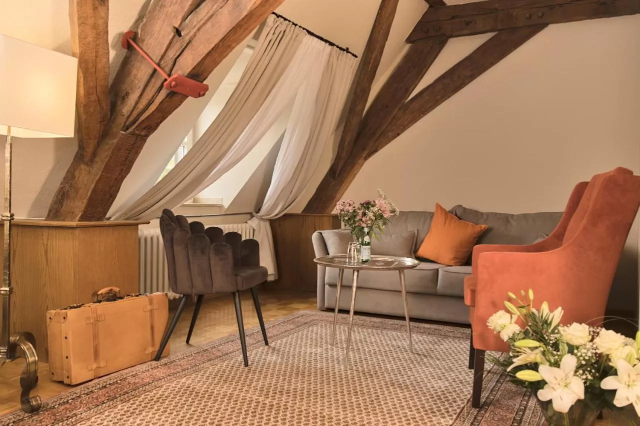 Photo of the whole room in Hotel van Bebber