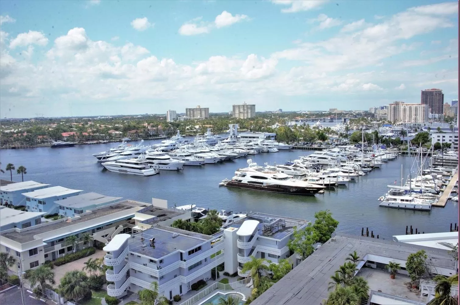 Day in B Ocean Resort Fort Lauderdale Beach