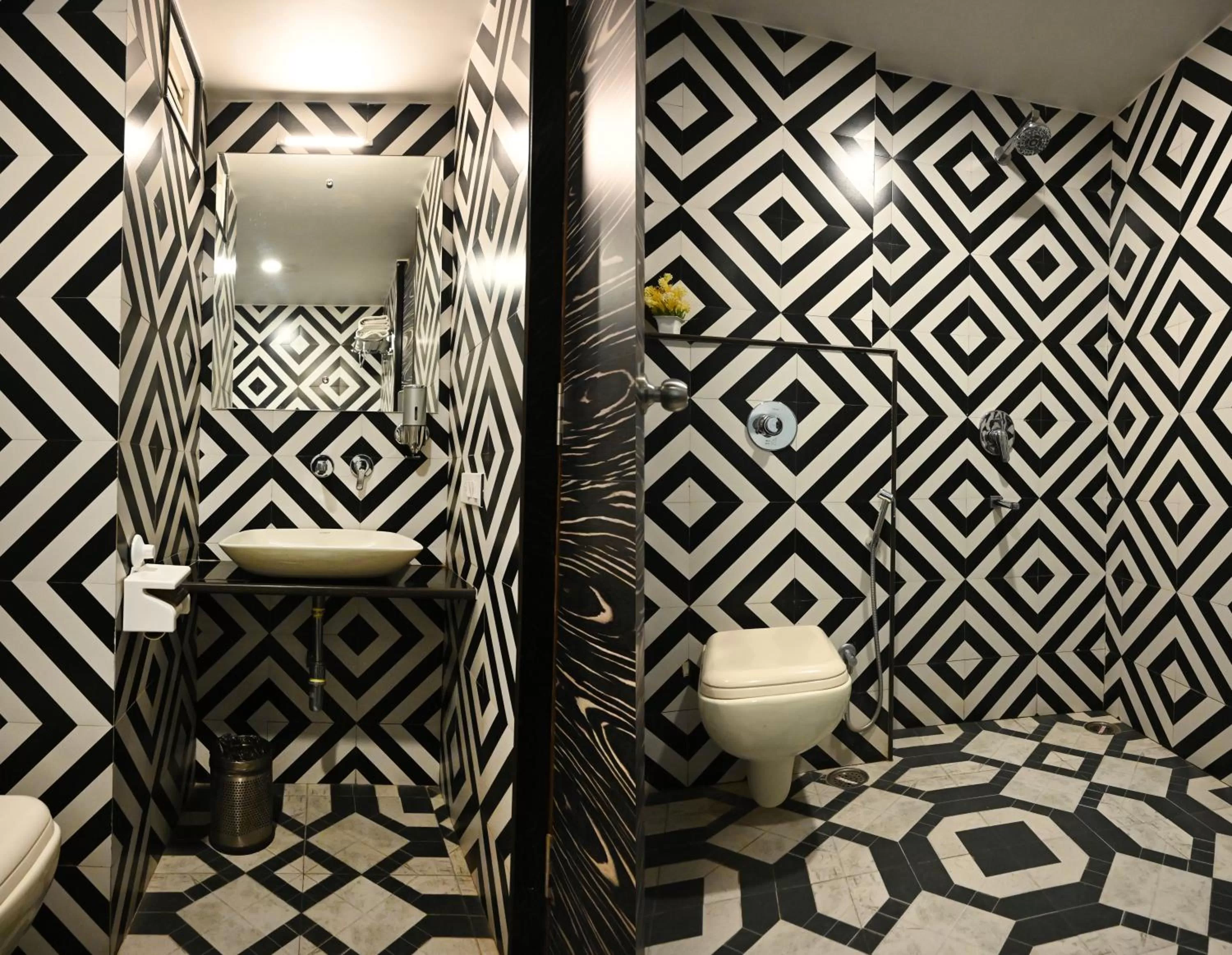 Bathroom in Hotel Heritage Inn at Assi Ghat