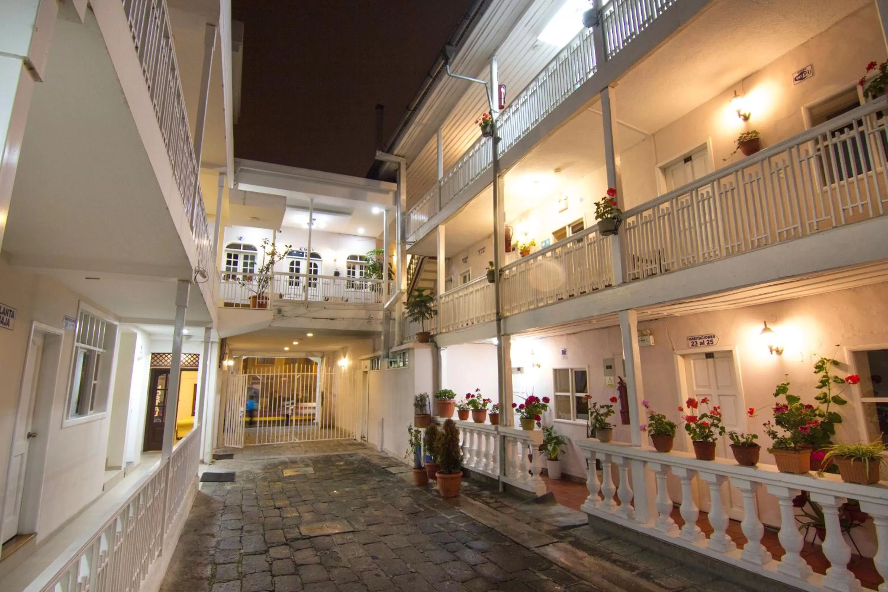 Floor plan, Restaurant/Places to Eat in Hotel Europa