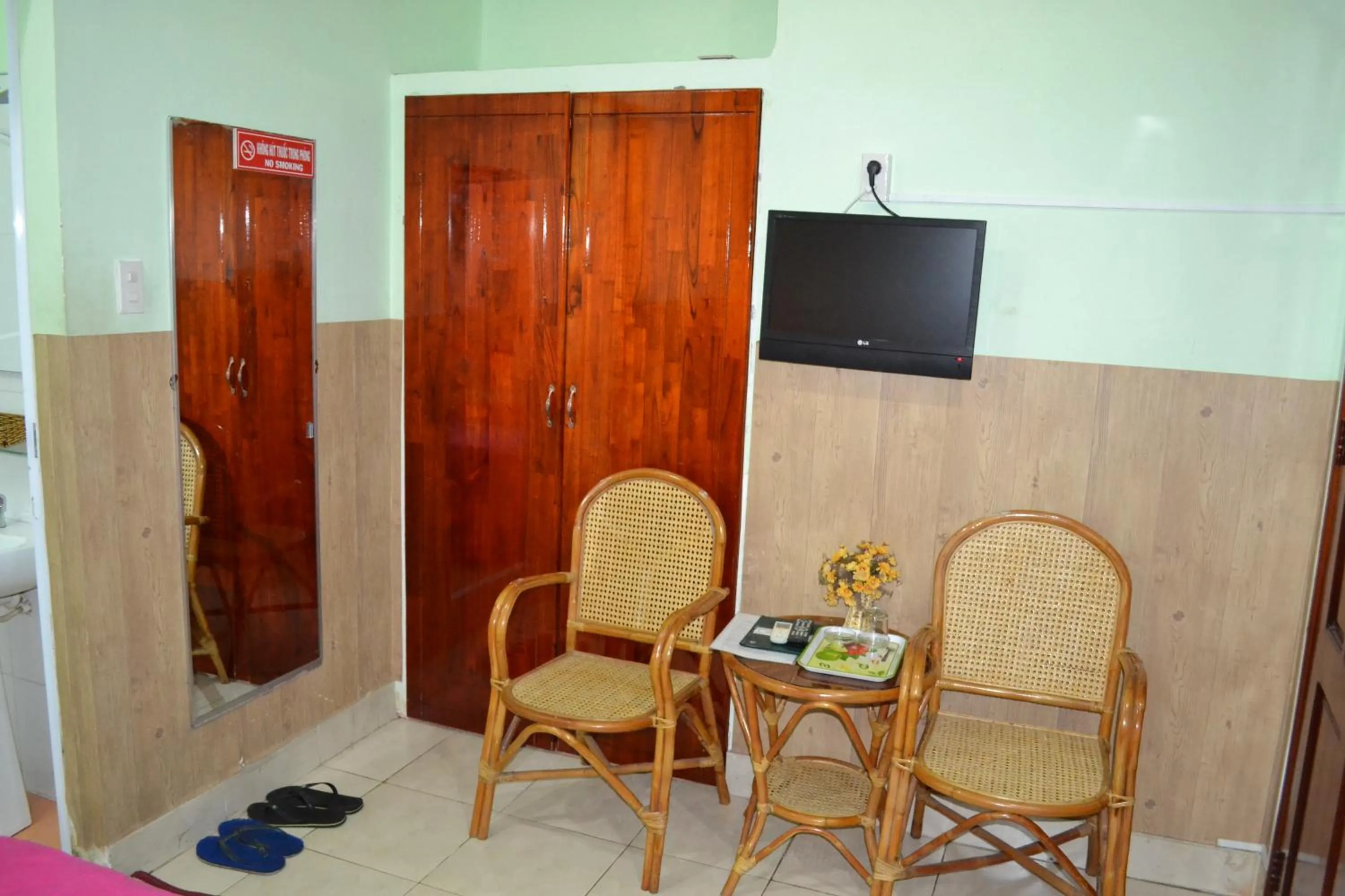 Seating area in Kim Long Hotel