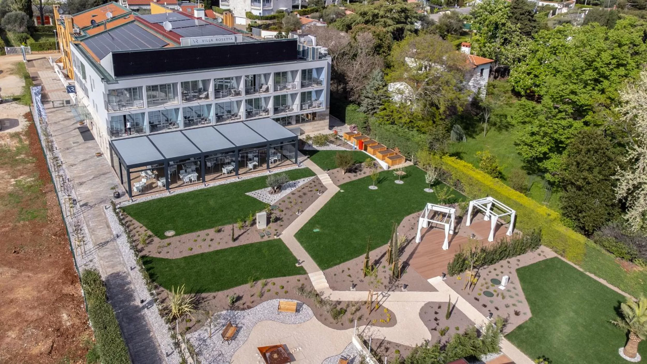 Garden view in Hotel Villa Rosetta