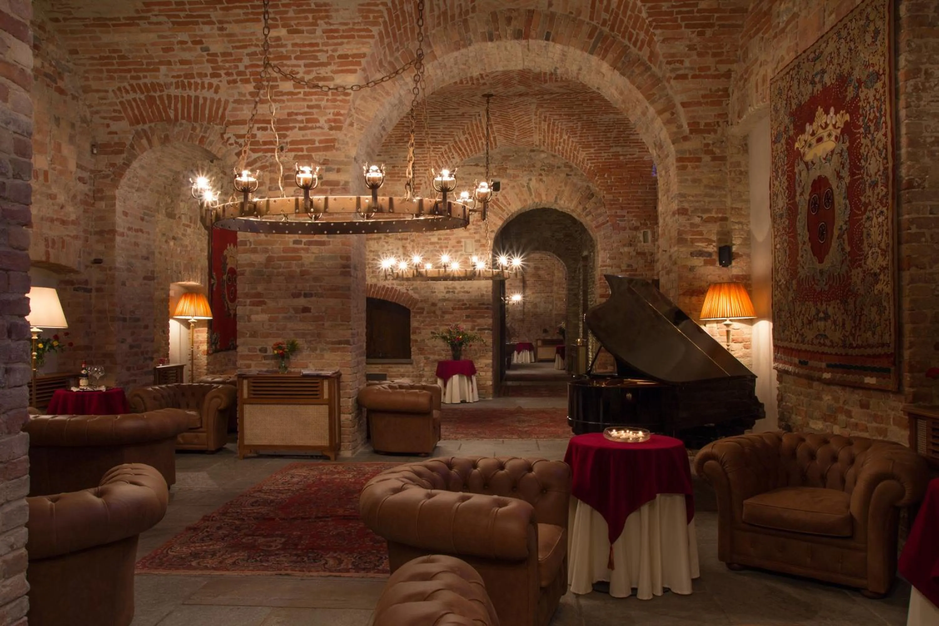Lobby or reception in Castello di Guarene