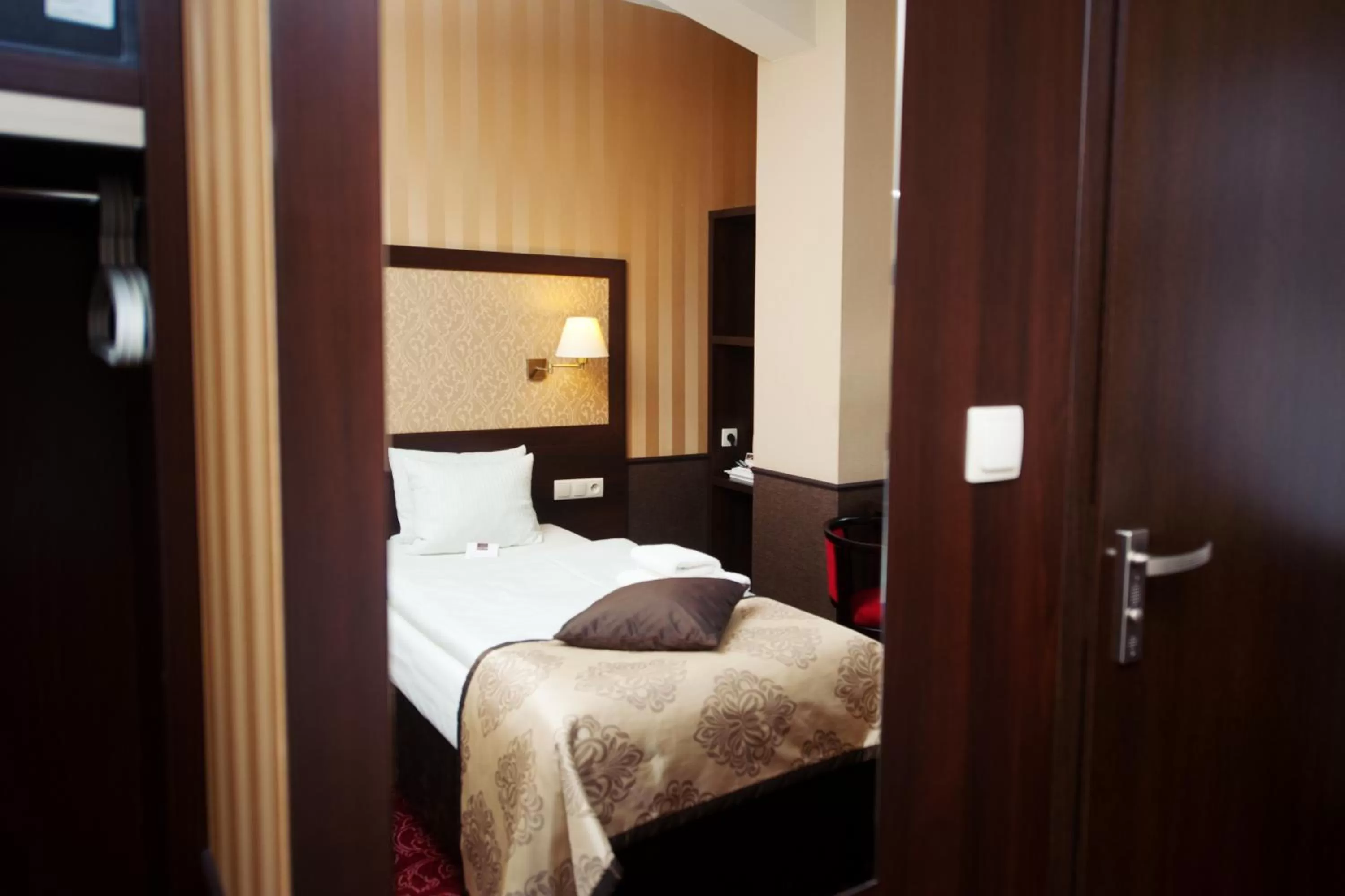 Bed in Hotel Wielopole