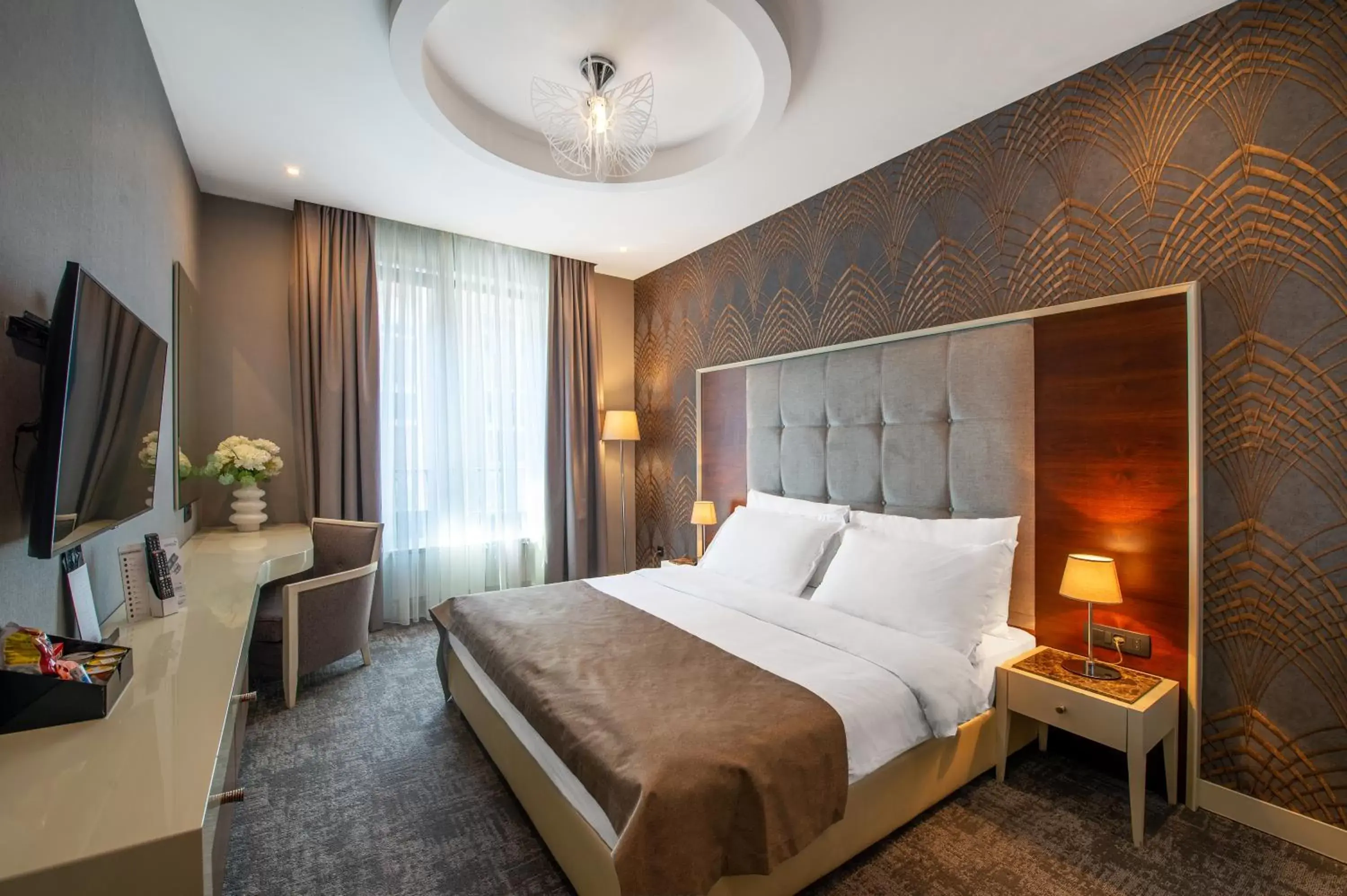 Business Suite in Crystal Hotel Business Suite in Crystal Hotel