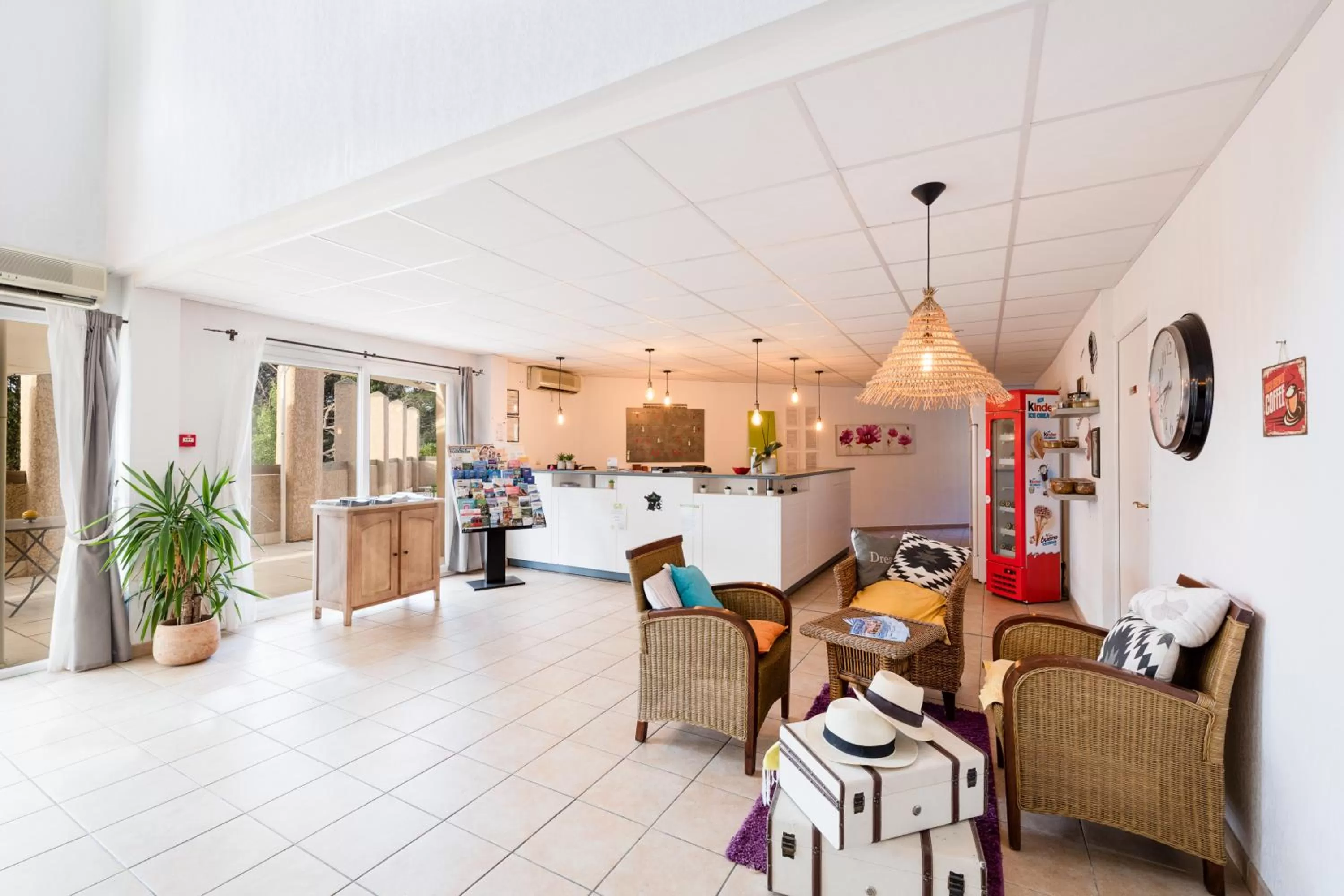 Lobby or reception in Garden & City Les Bastides de Grimaud