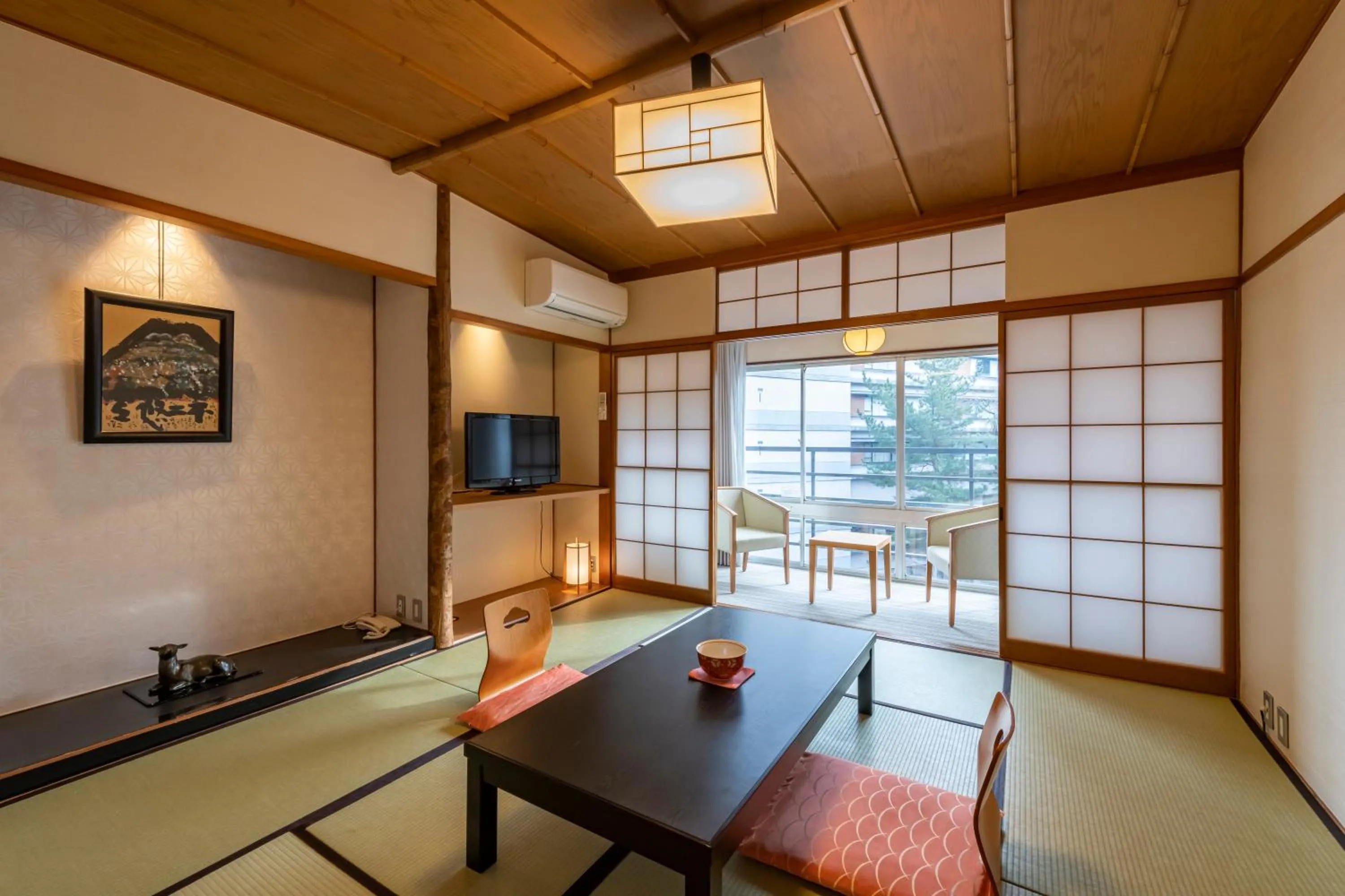 Photo of the whole room in Senkeien Tsukioka Hotel