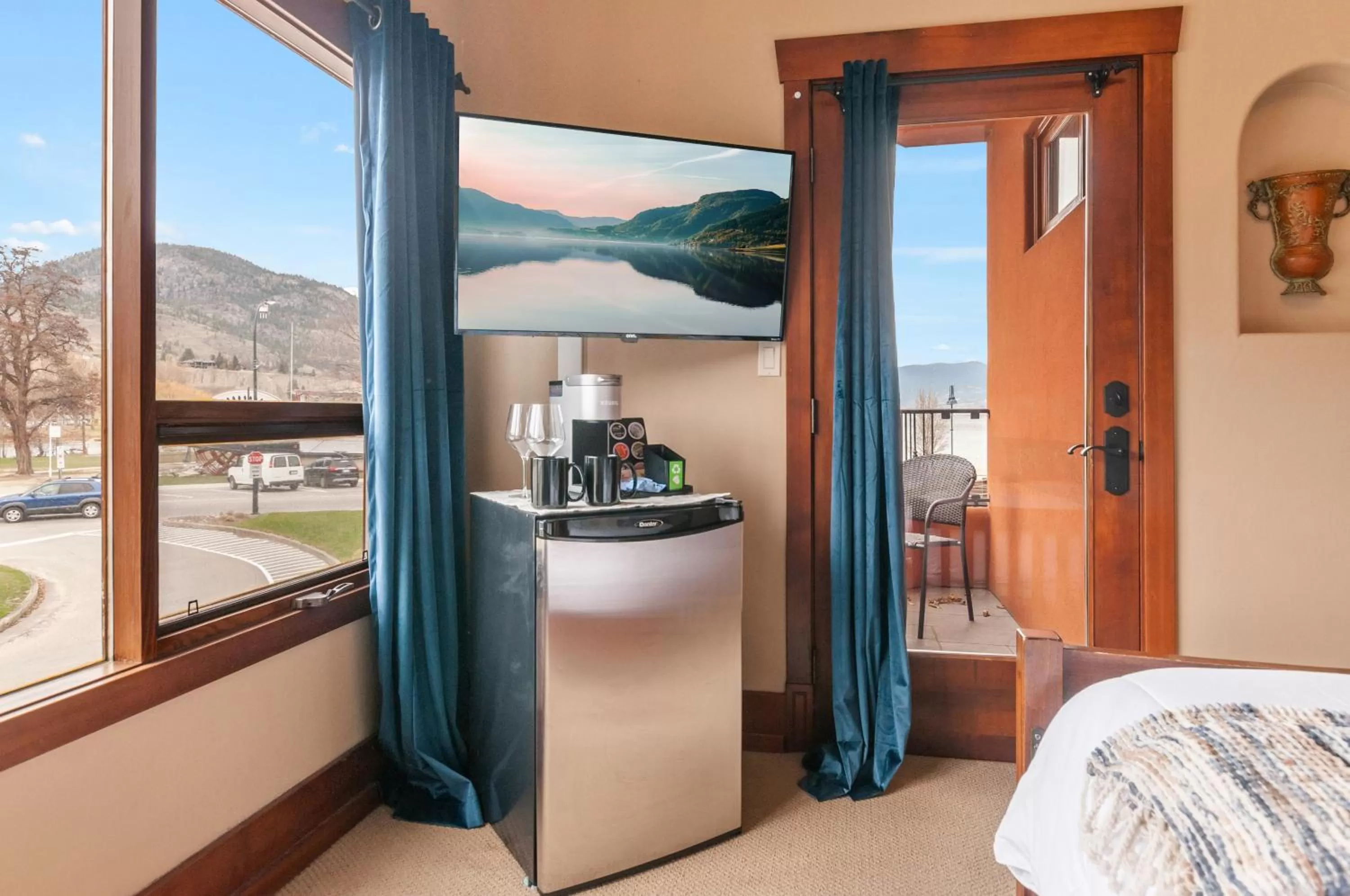 Bed in Casa Grande Inn & Suites