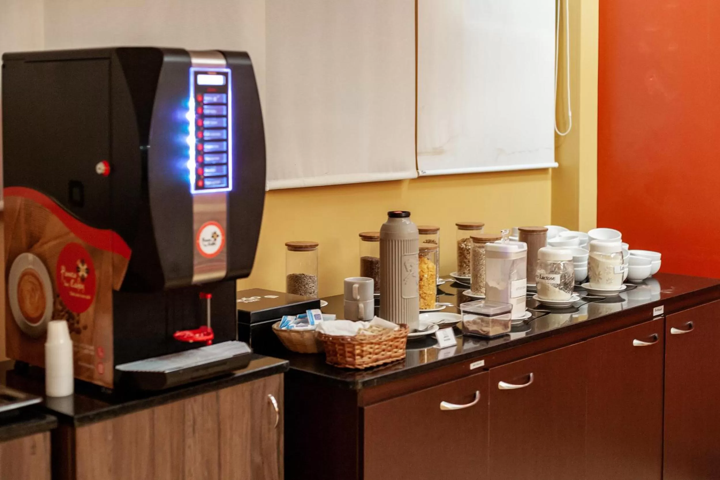 Breakfast in Tri Hotel Executive Caxias