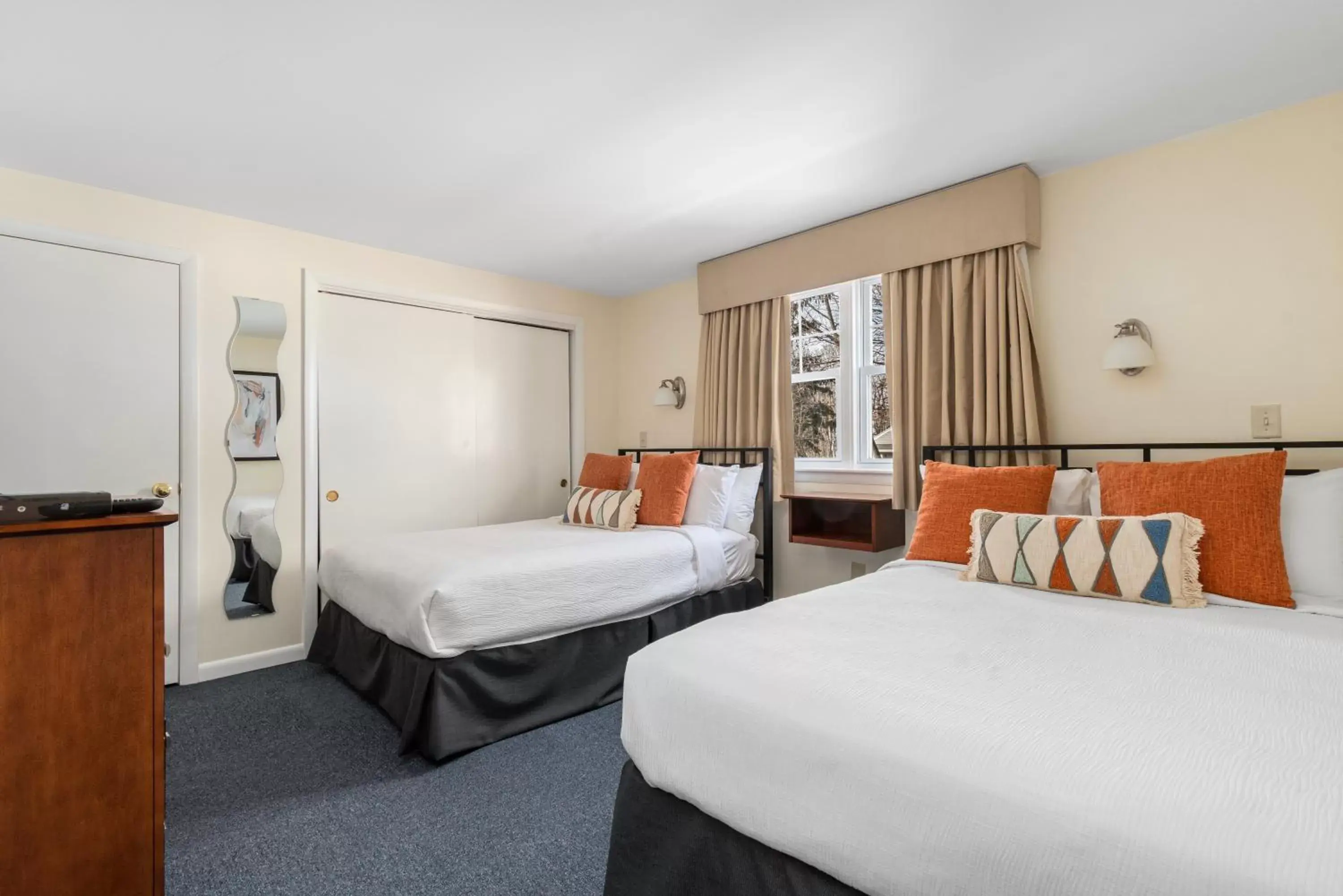 Standard Apartment in The Beverly Standard Apartment in The Beverly