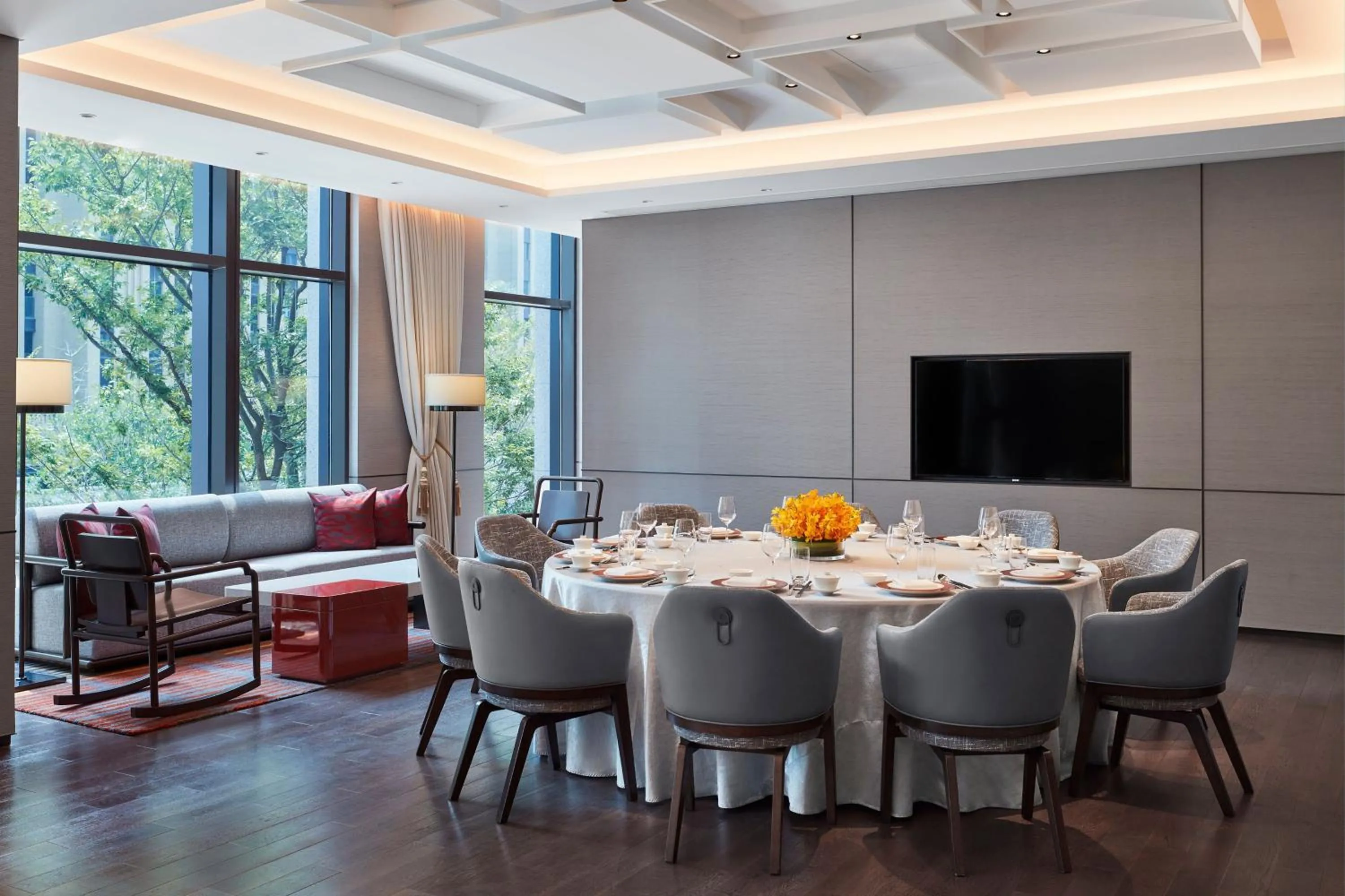 Restaurant/places to eat in Sheraton Shanghai Fengxian