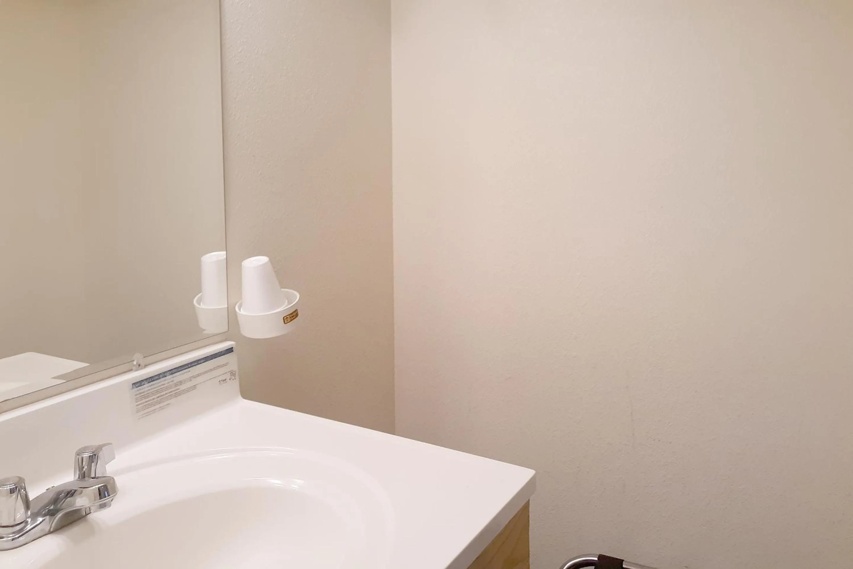 Bathroom in OYO Hotel Tombstone