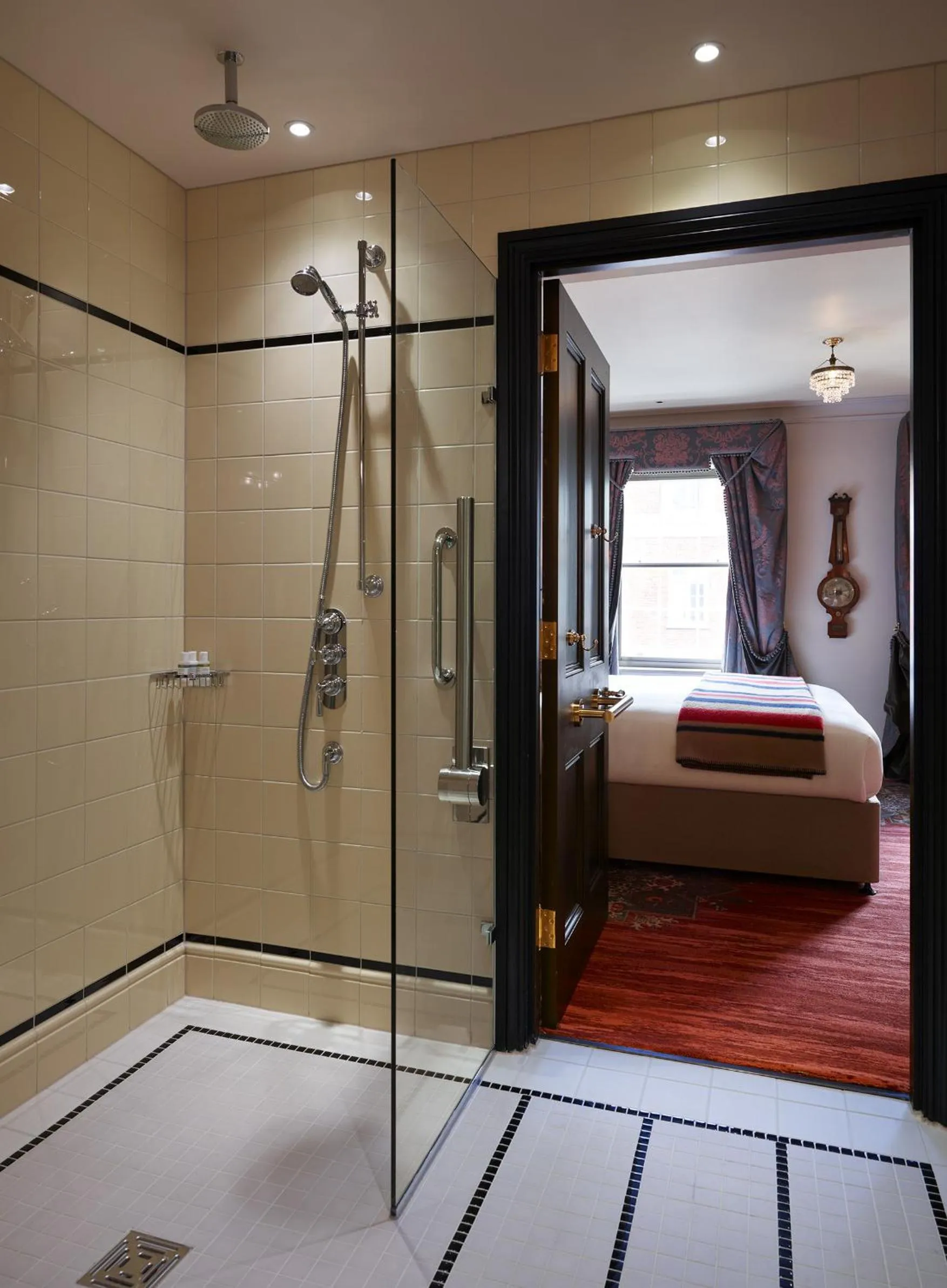 Bathroom, Bed in The Zetter Marylebone