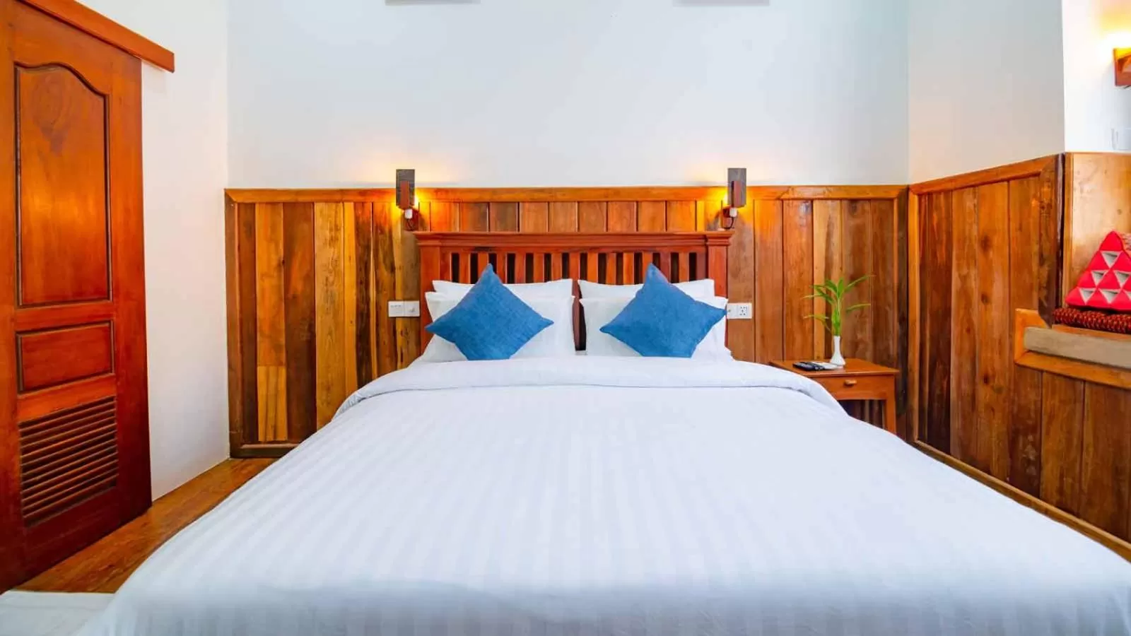 Bed in Mango Kesararam