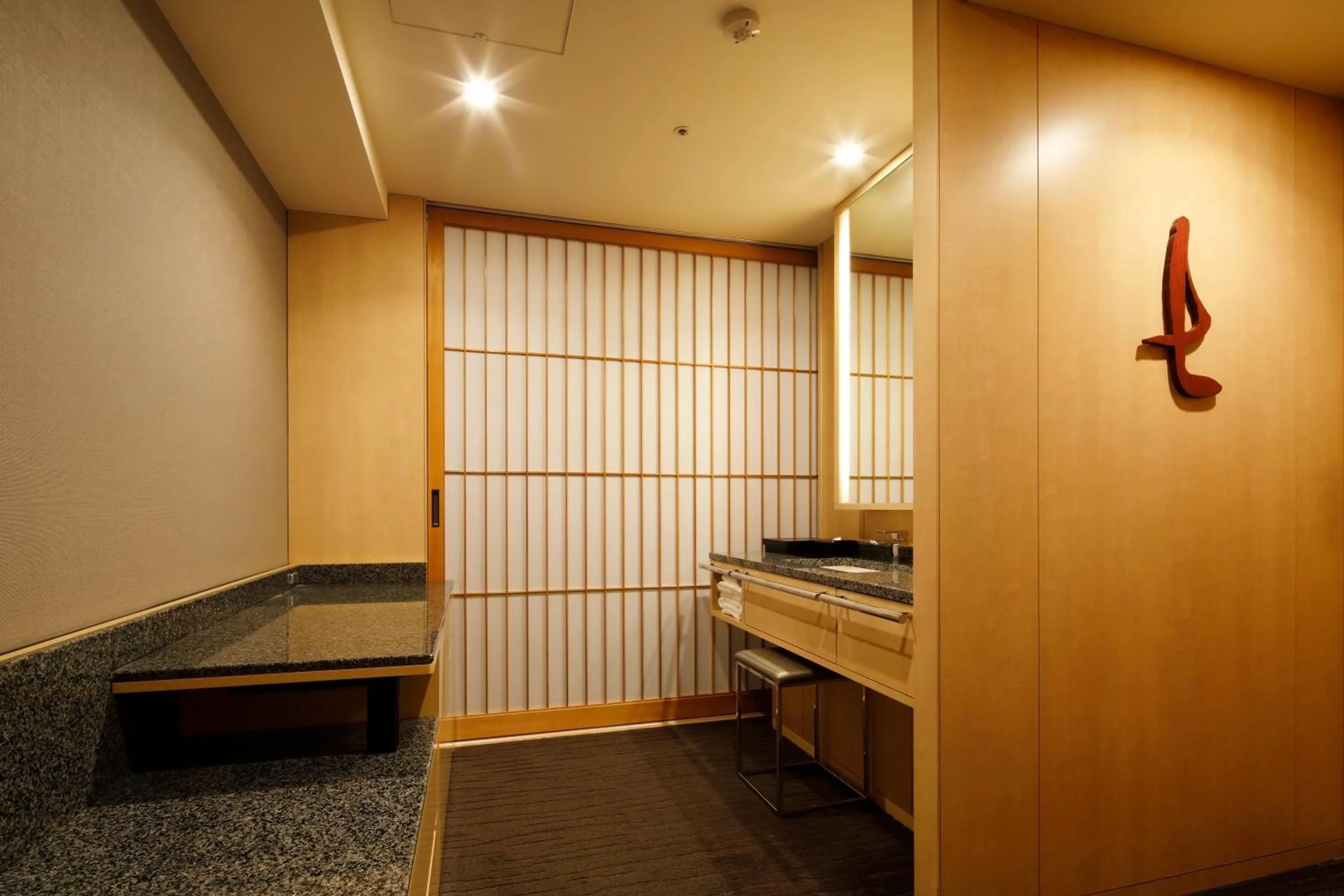Photo of the whole room in The Capitol Hotel Tokyu