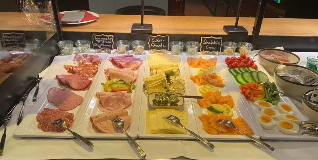 Buffet breakfast in Stadthotel Waldhorn