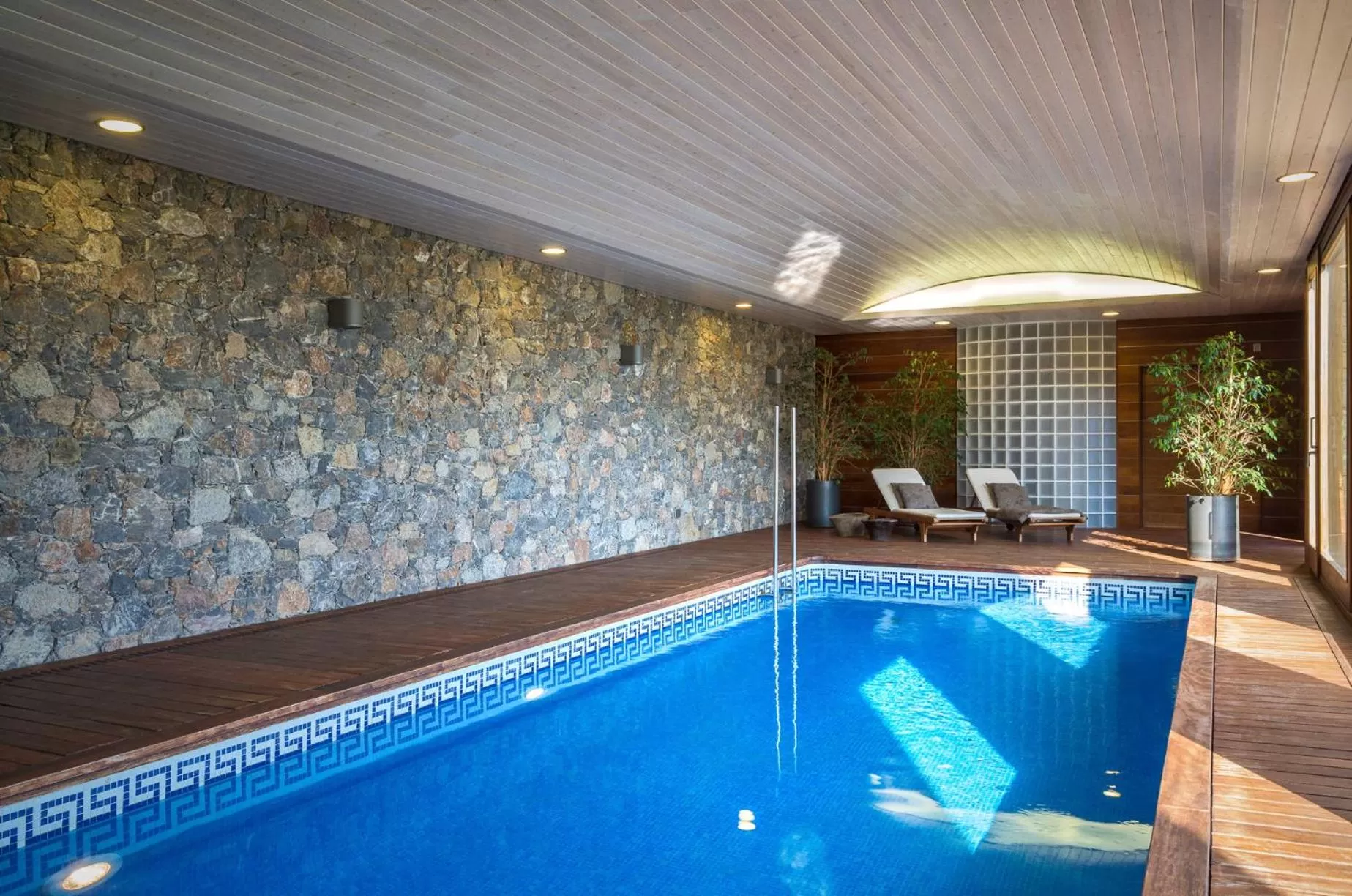 Bird's eye view in Serrat del Vent - Adults only