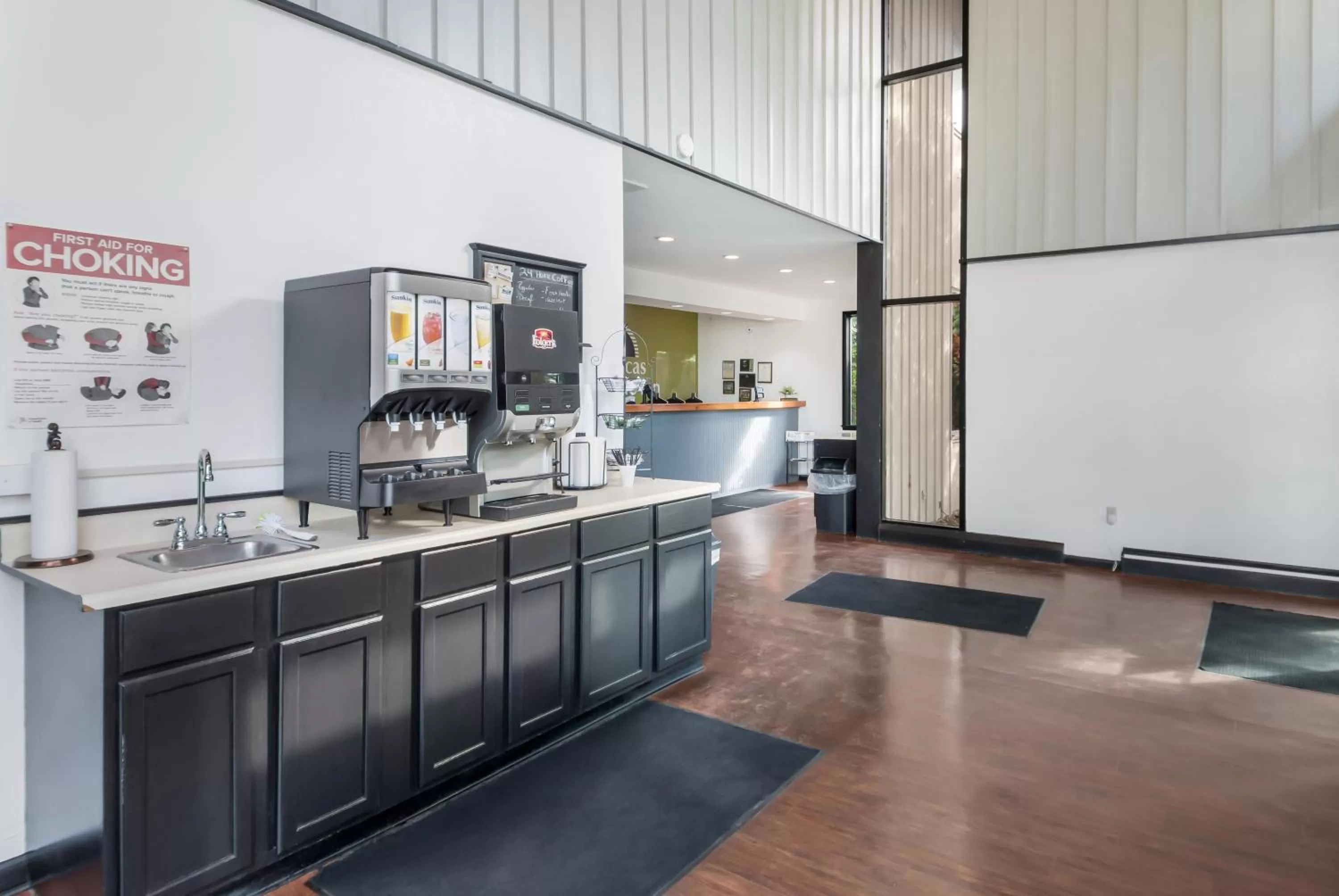 Coffee/tea facilities in Americas Best Value Inn-Painted Post